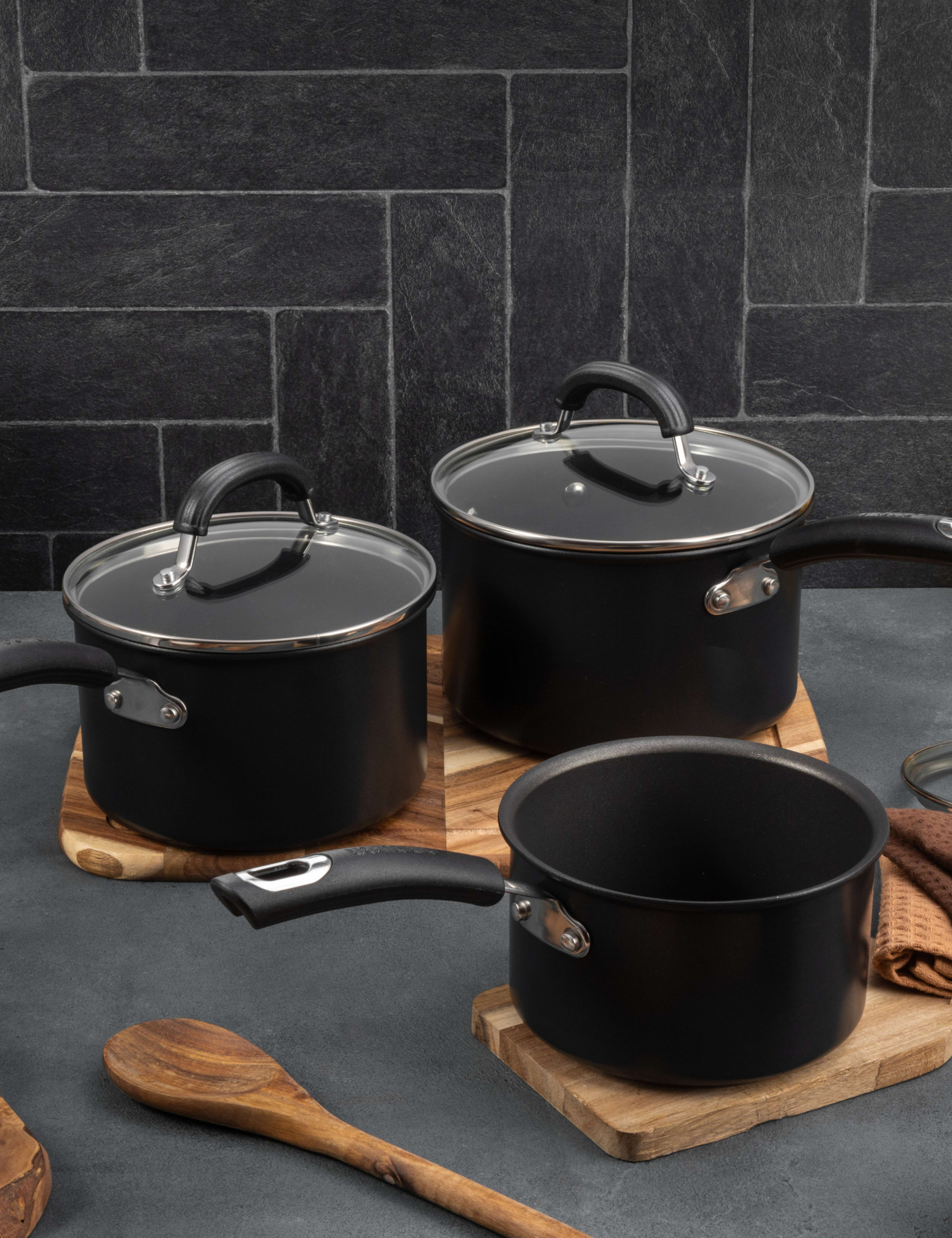 4 Piece Aluminium Pot & Pan Set 3 of 9