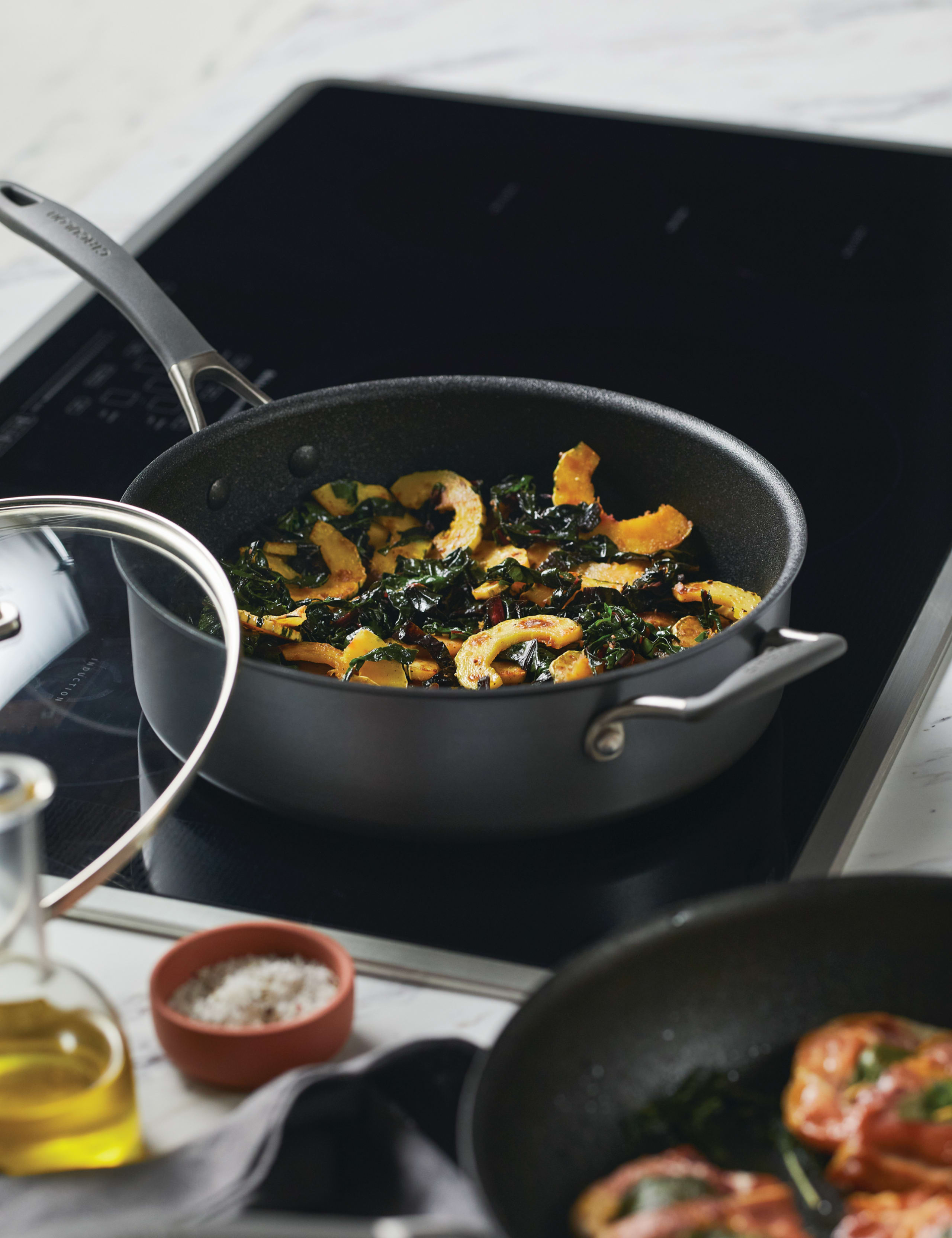 Aluminium 28cm Non-Stick Sauté Pan 7 of 9