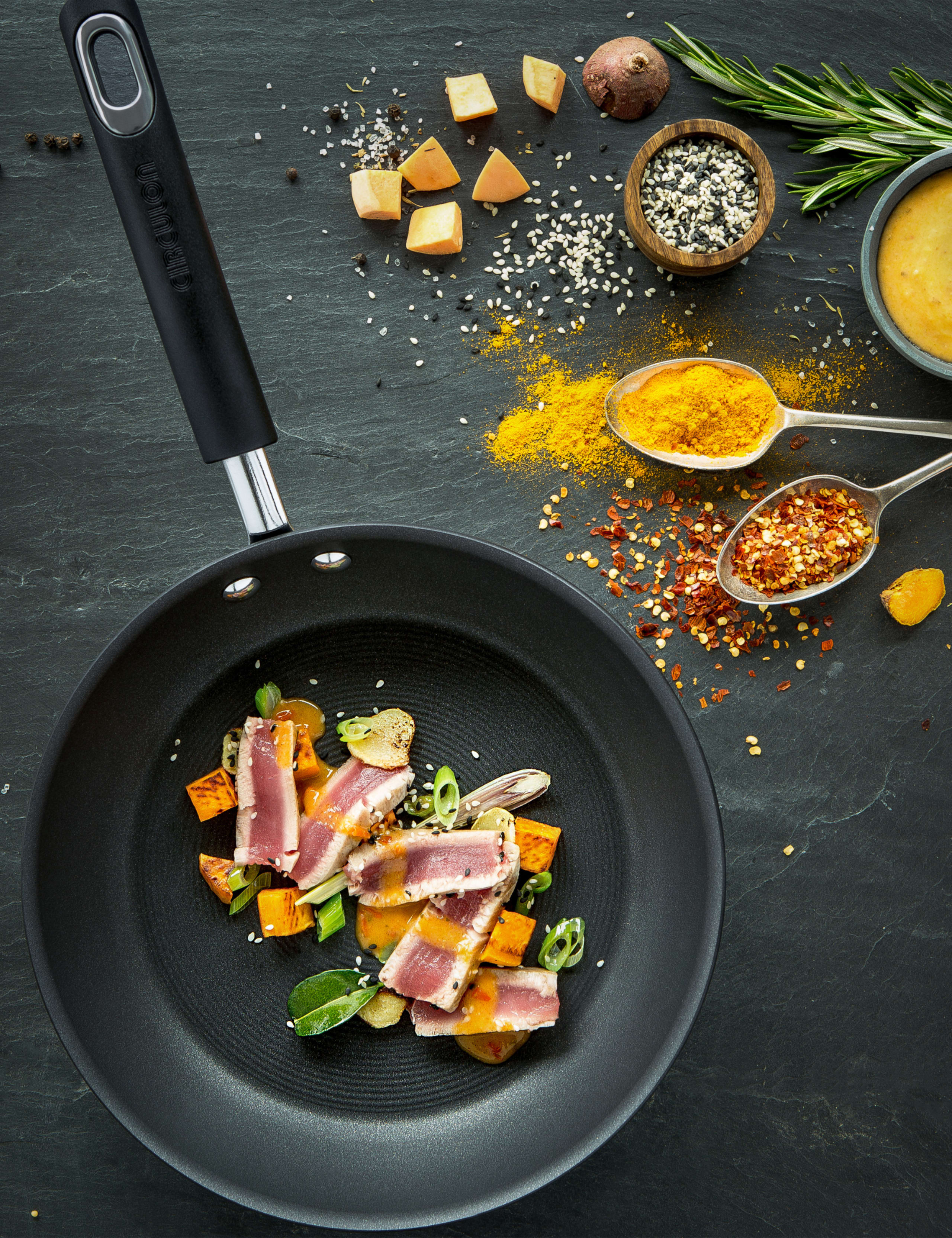 Aluminium 31cm Non-Stick Frying Pan 3 of 7
