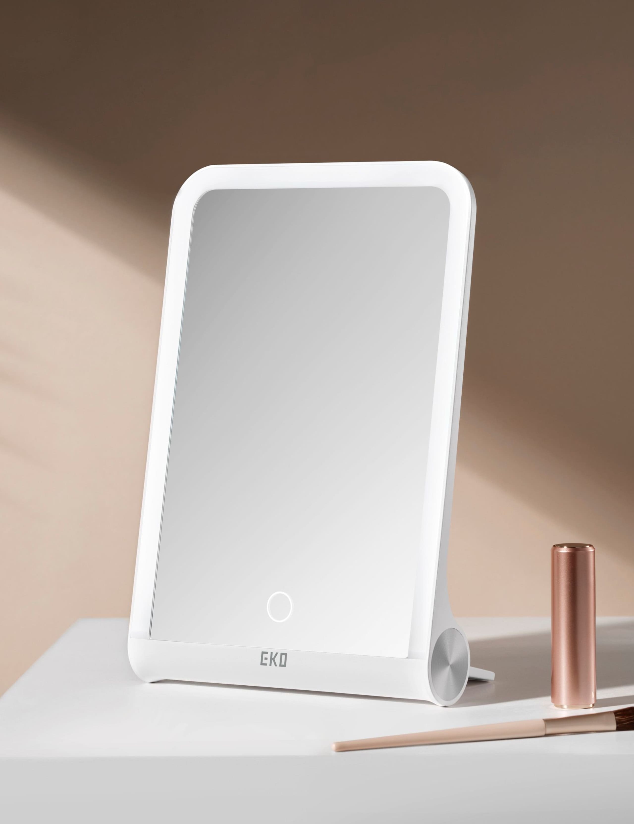 iMira Foldable Light-Up Vanity Mirror 2 of 7