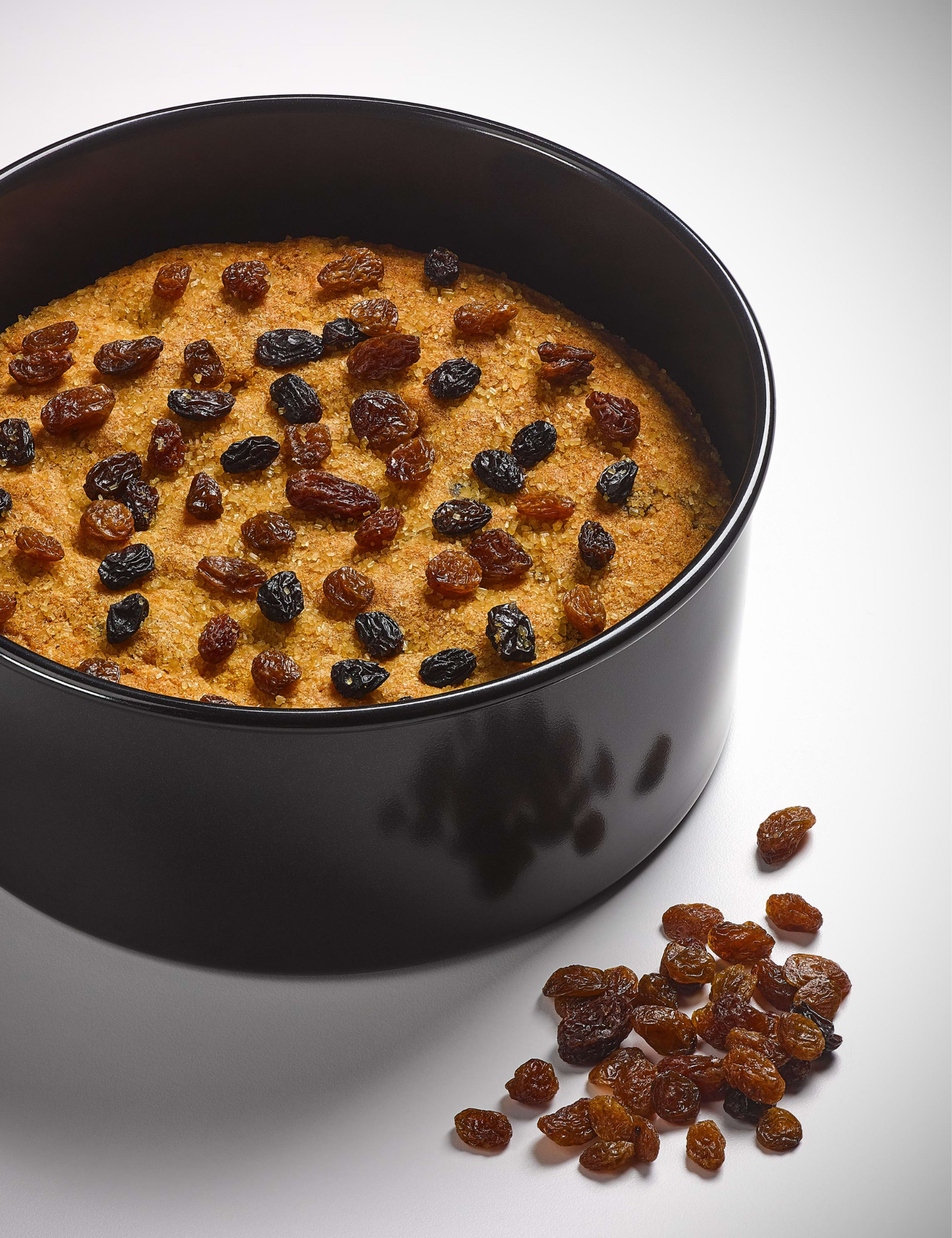 Carbon Steel 20cm Deep Round Cake Tin 2 of 5