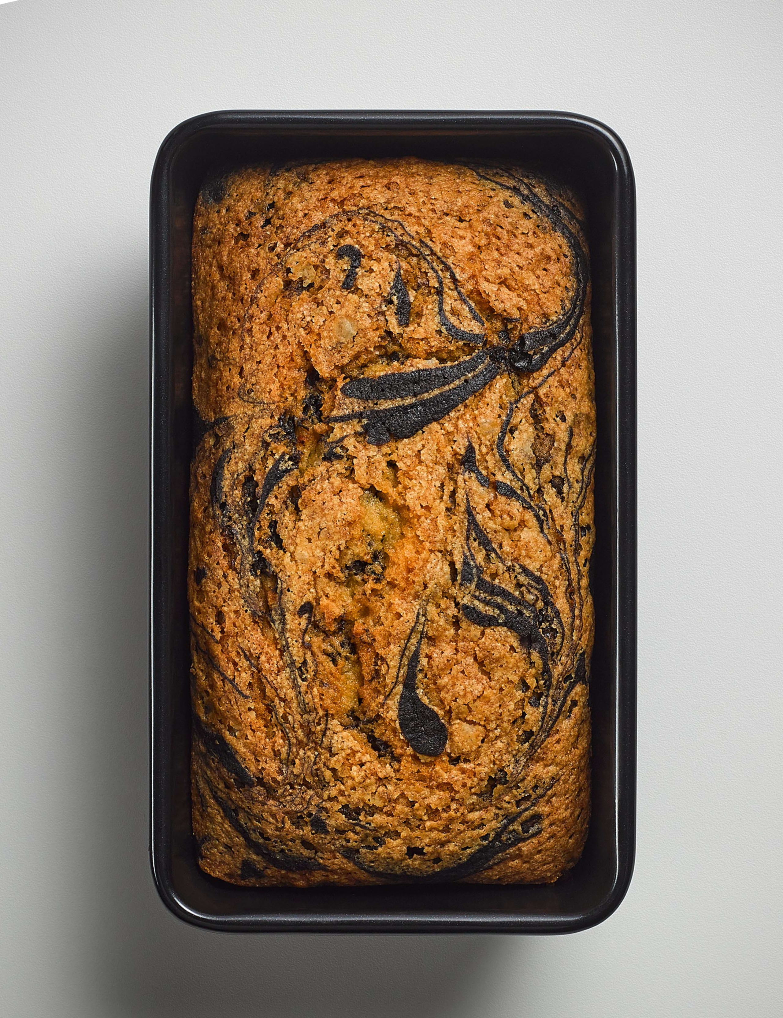 Performance 2lb 23cm Non-Stick Loaf Tin 2 of 3