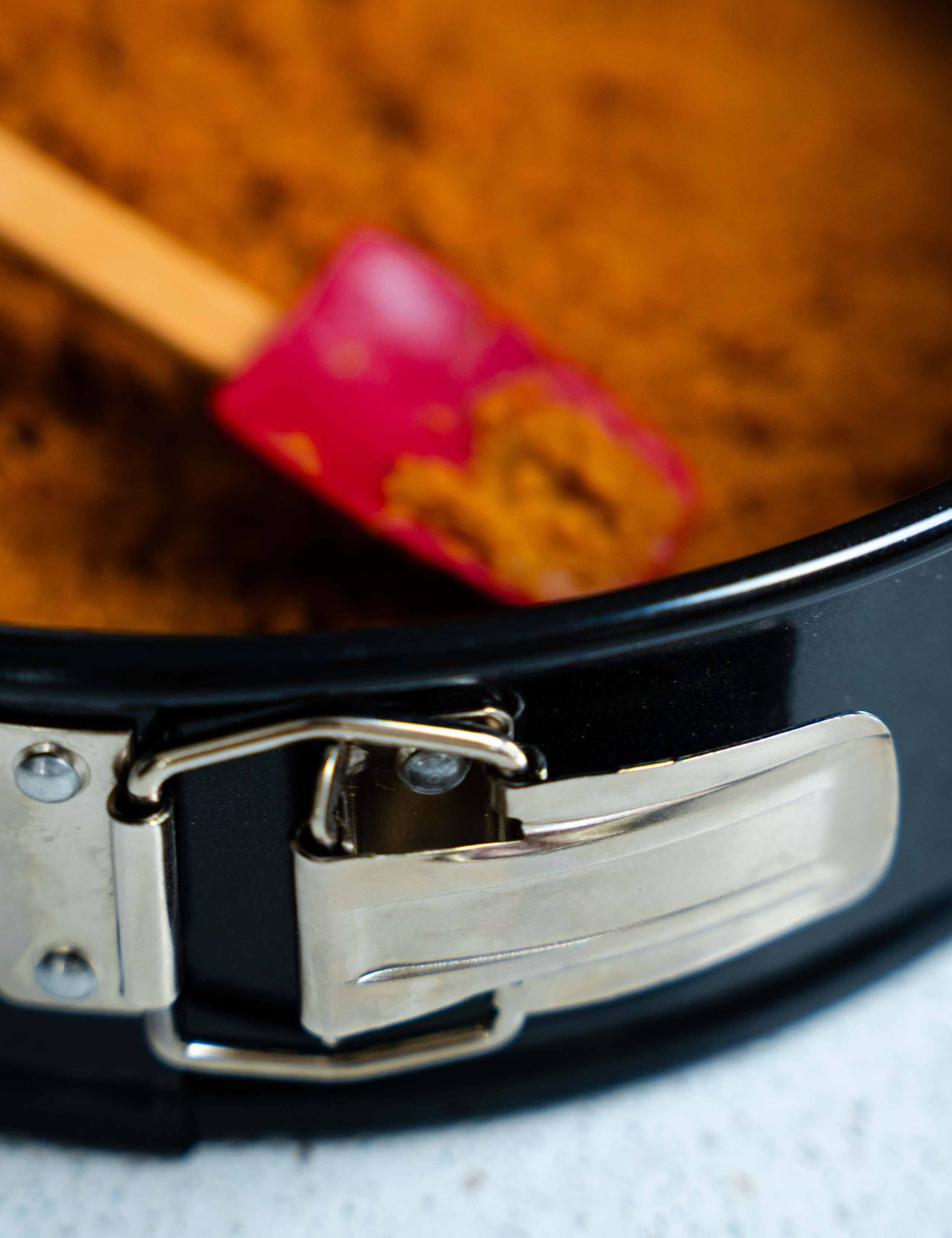 23cm Aluminium Cake Pan 5 of 7
