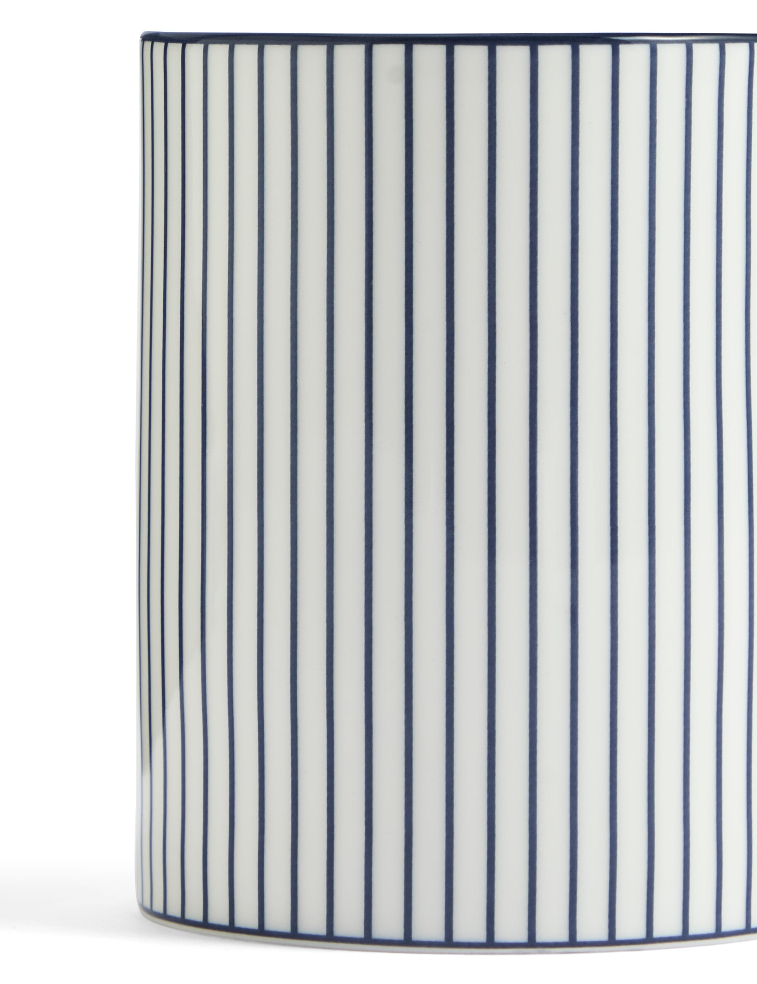 Set of 2 Pinstripe Mugs 3 of 3