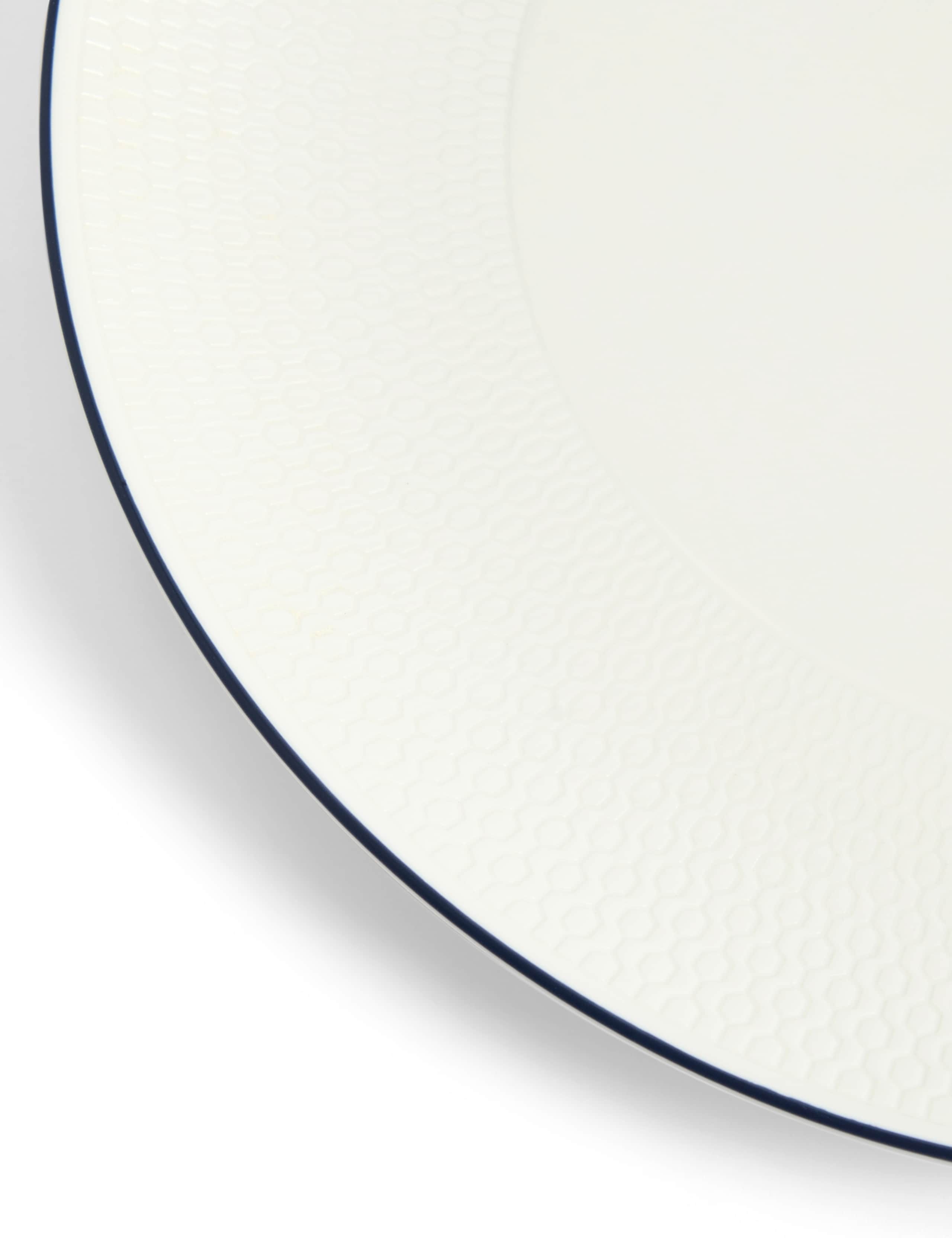 Set of 2 Gio Dinner Plates 2 of 5