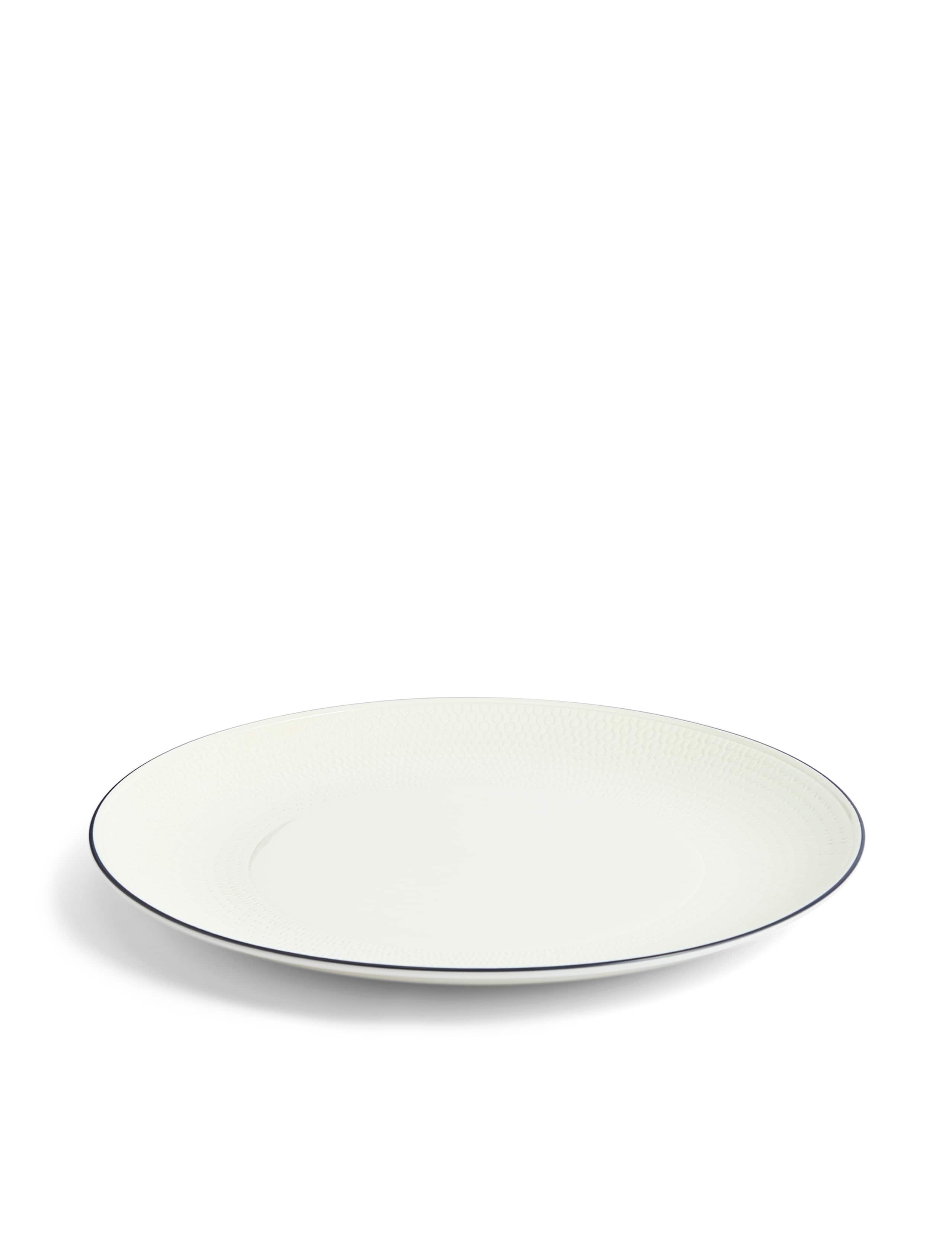 Set of 2 Gio Dinner Plates 4 of 5