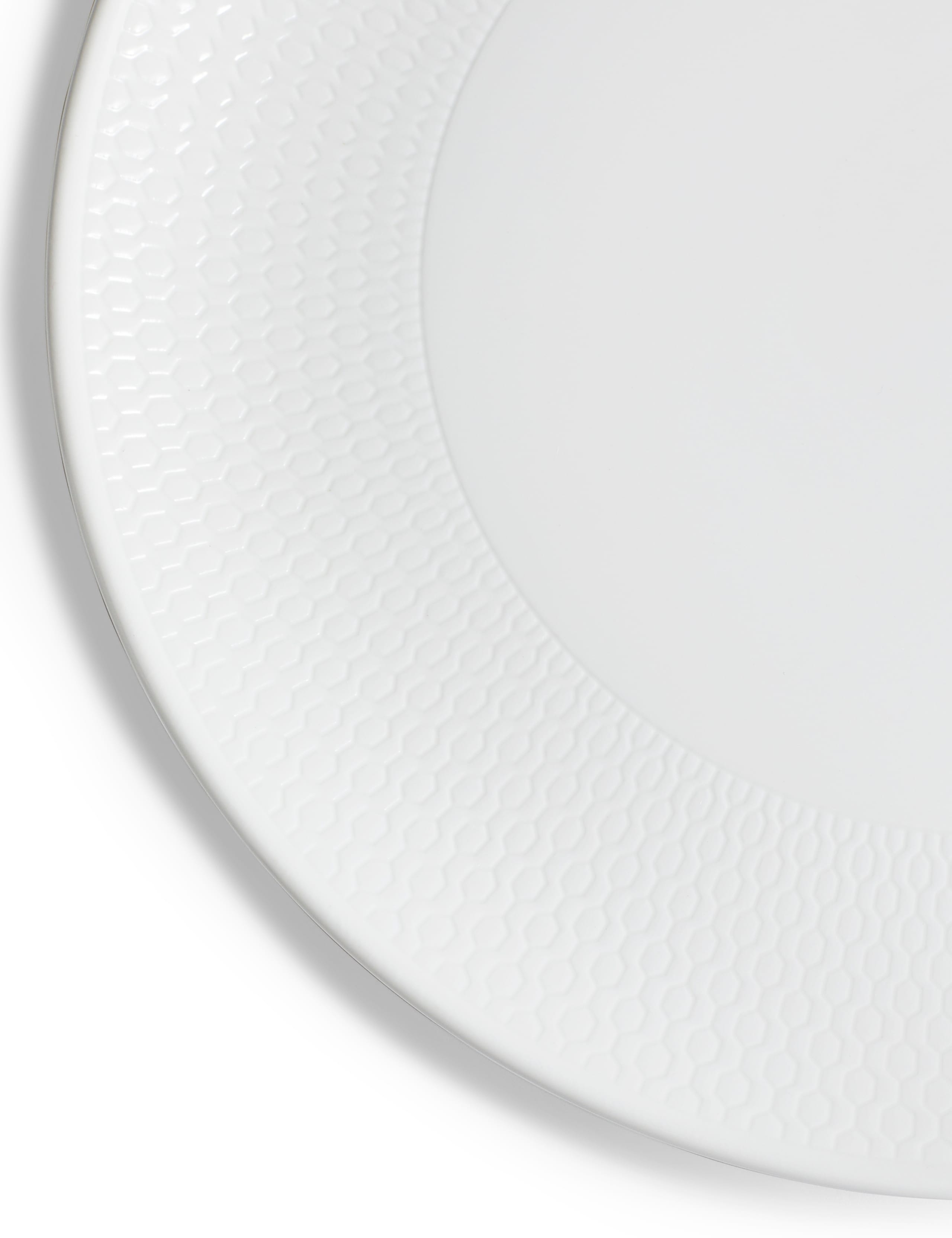 Set of 2 Gio Dinner Plates 2 of 3