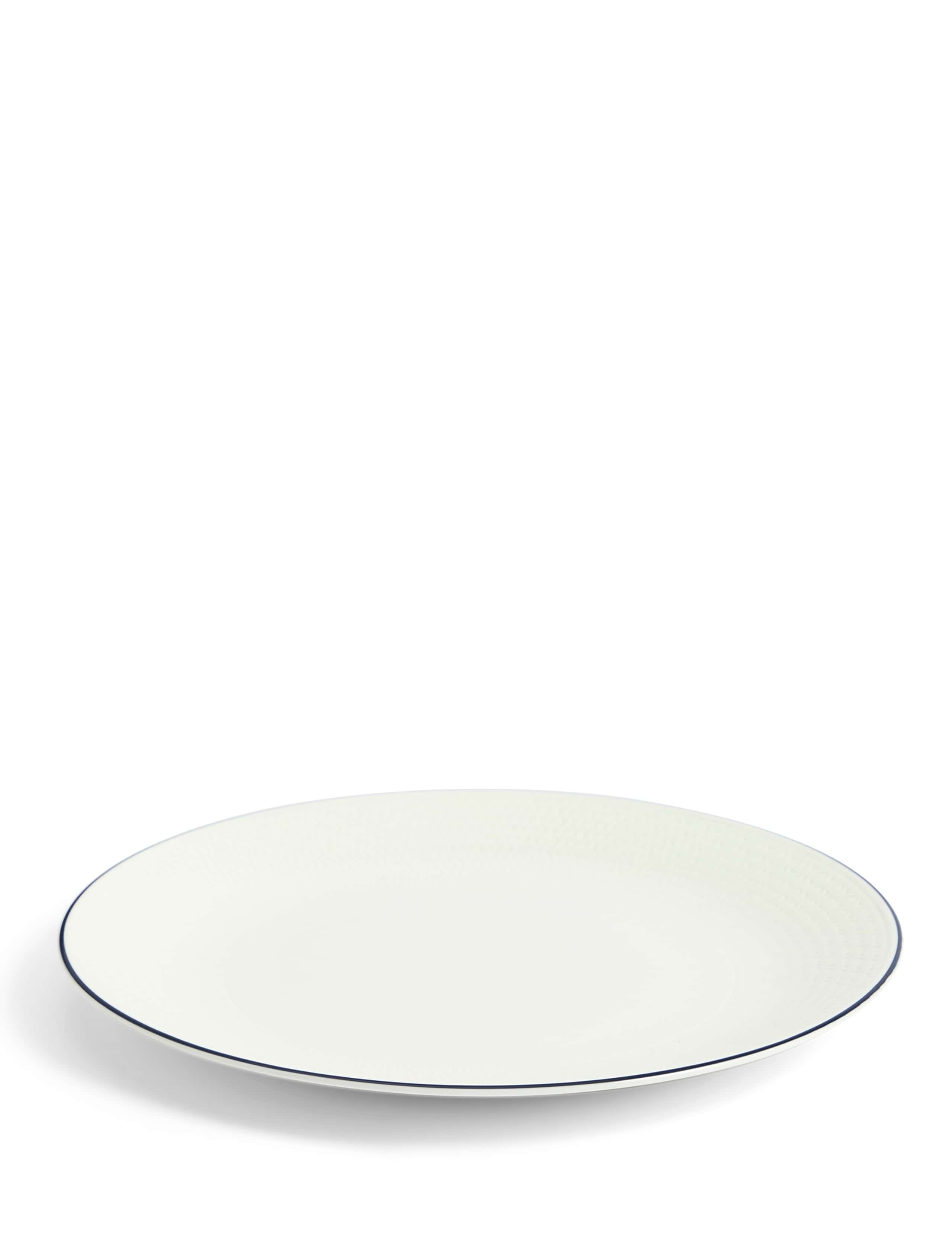 Set of 2 Gio Dinner Plates 3 of 4