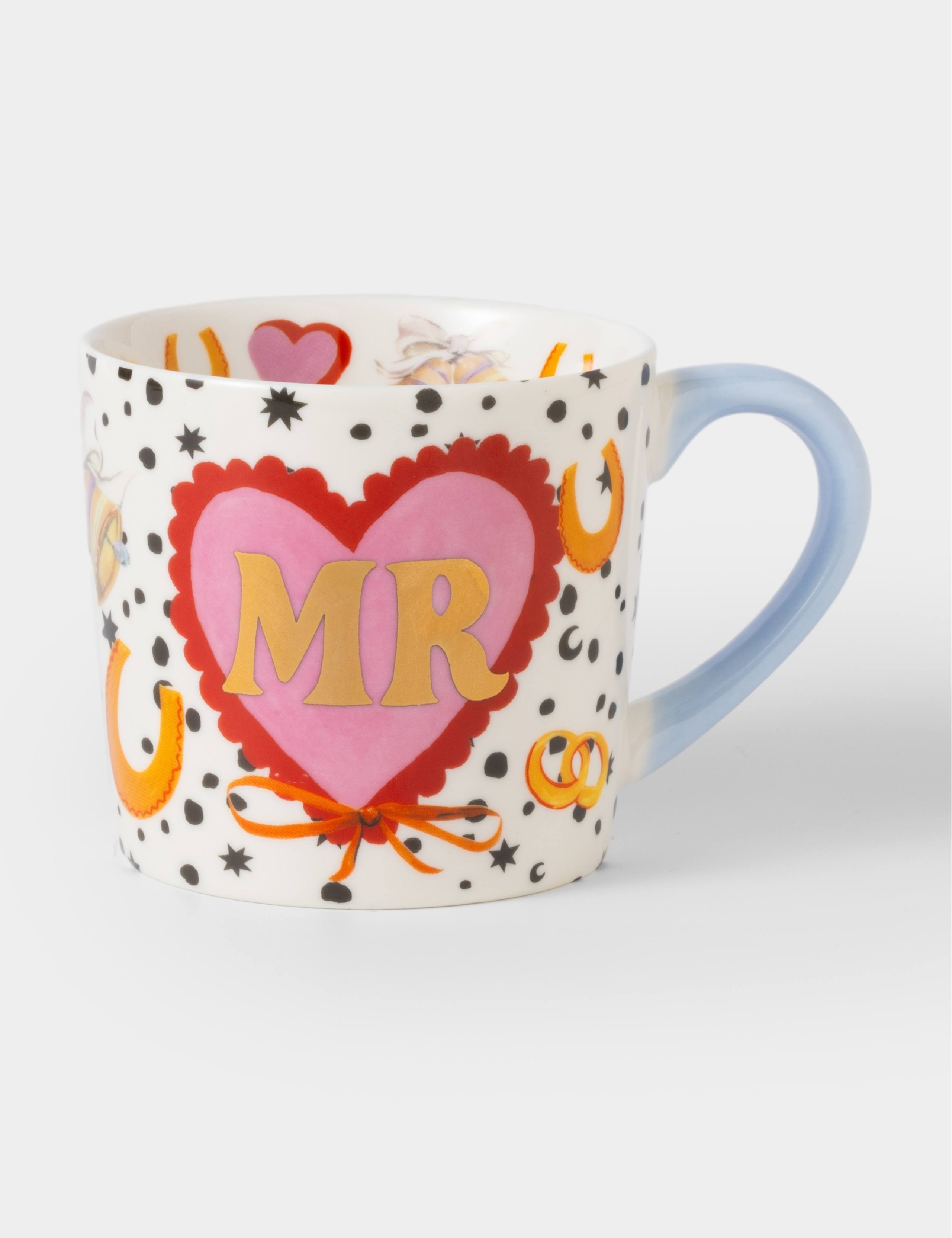 Set of 2 Mr & Mrs Heart Mugs 6 of 9