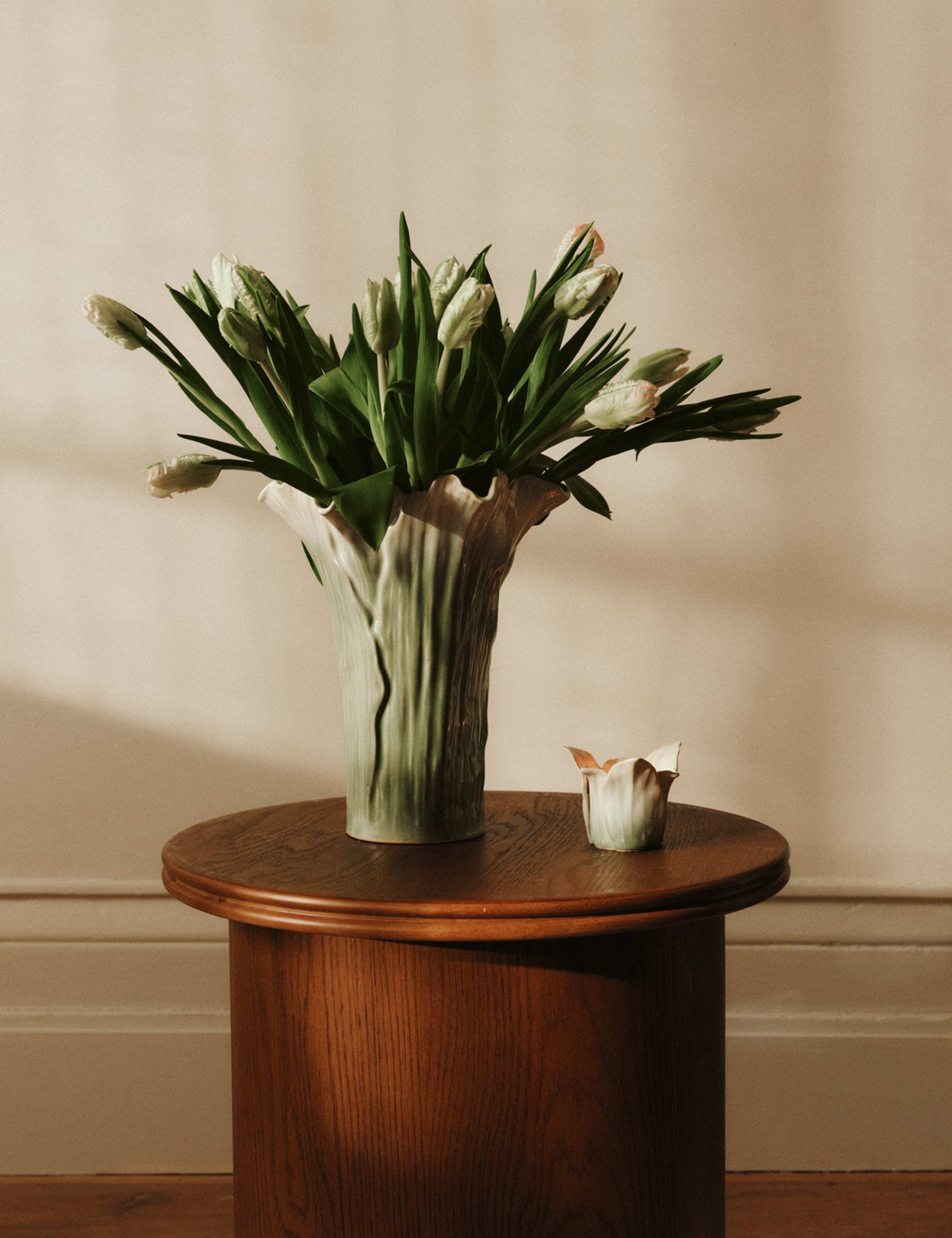 Handkerchief Petal Ceramic Vase 4 of 4