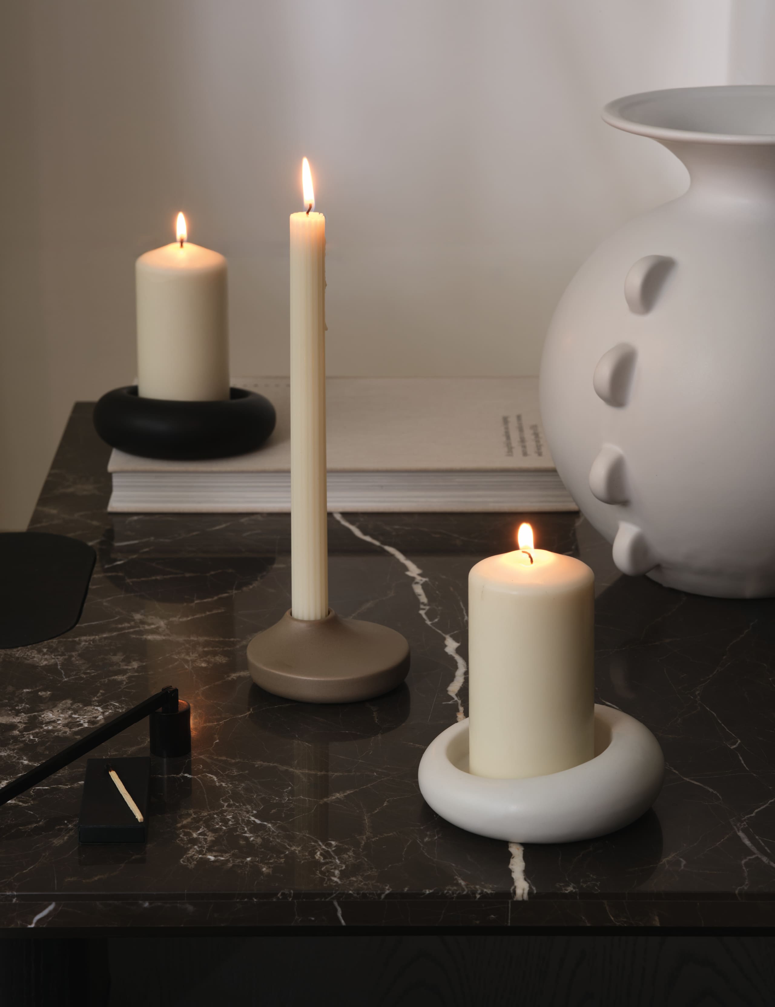 Curved Pillar Candle Holder 5 of 5