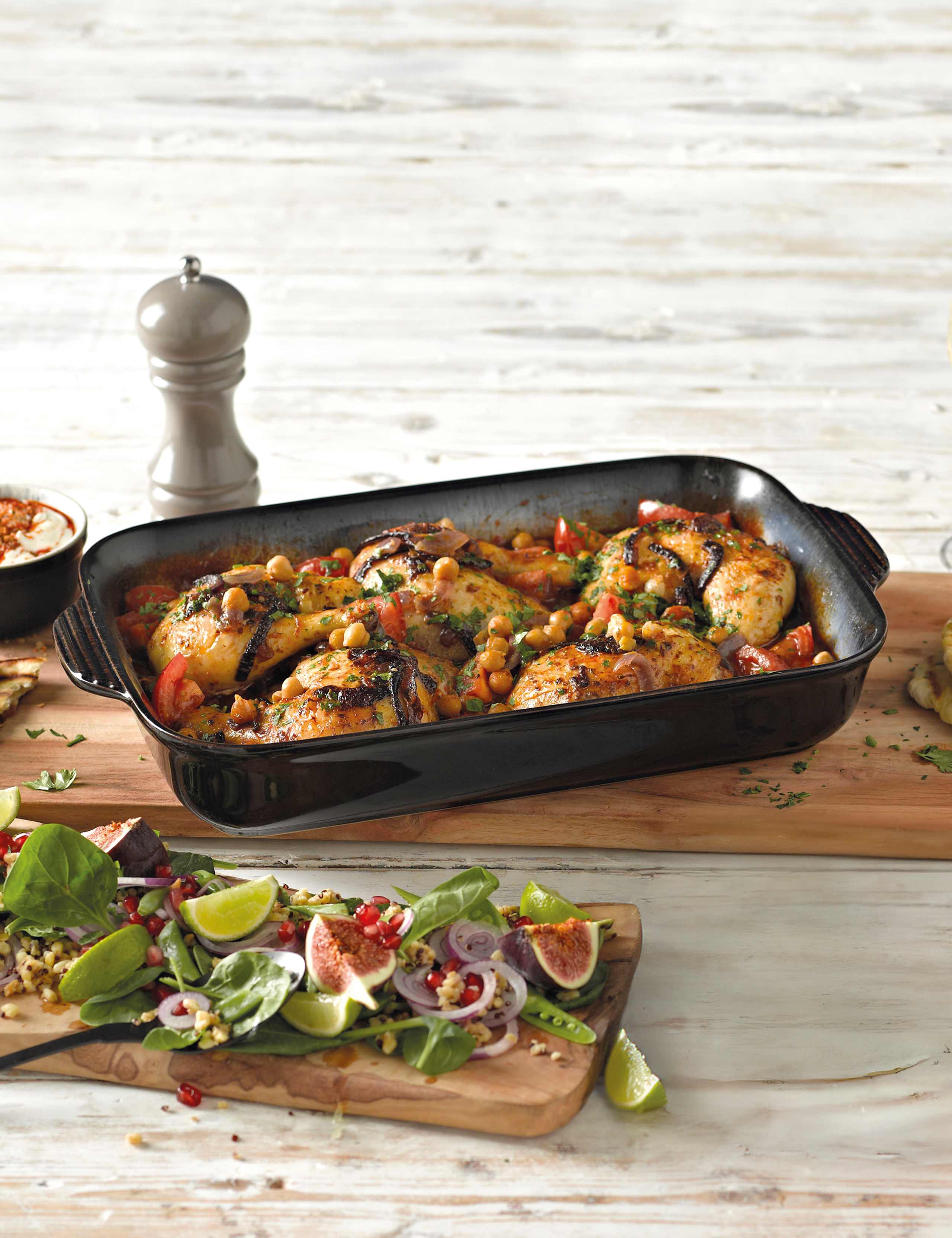 Halo Stoneware Large Oven Tray 1 of 3