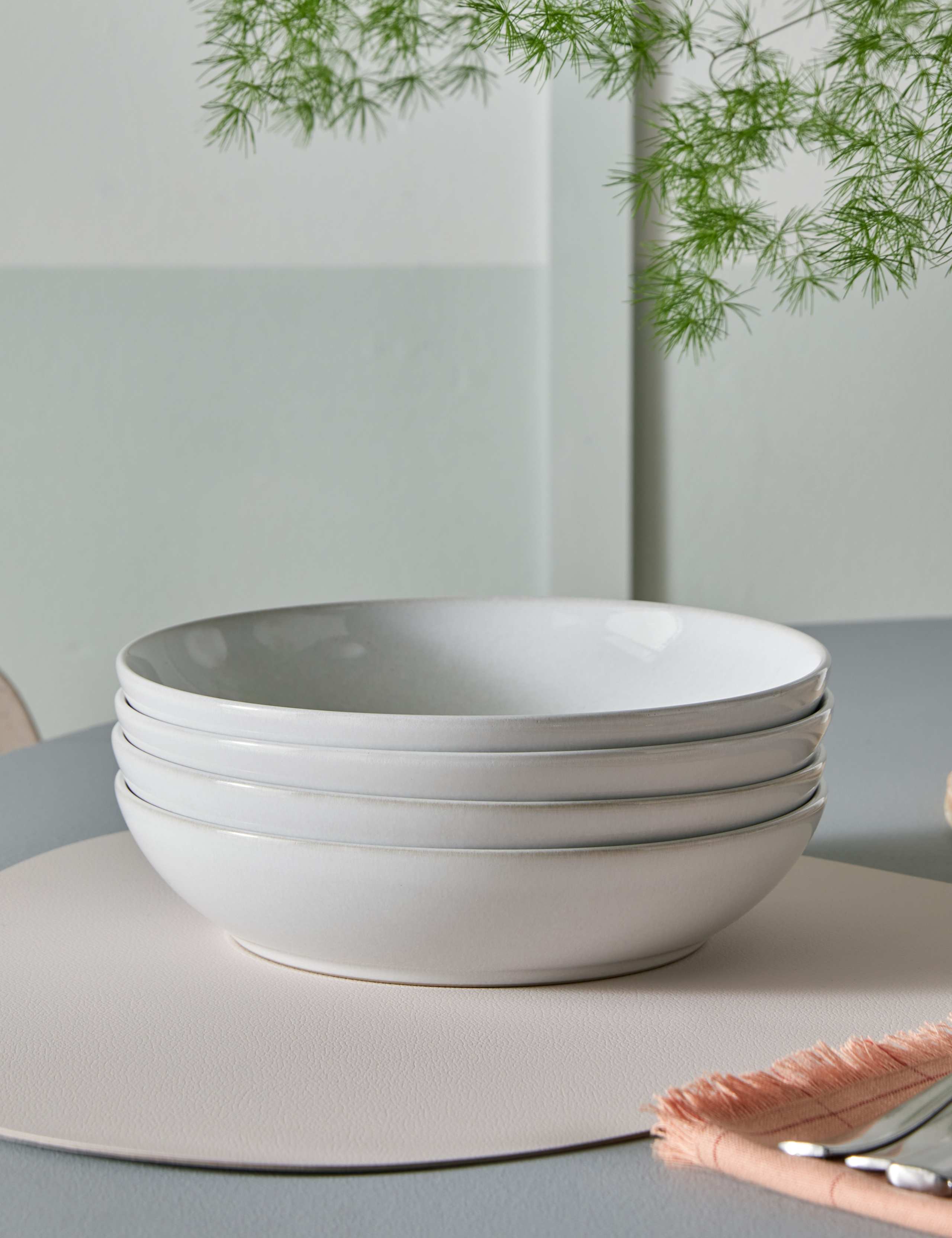 Set of 4 Cotton White Pasta Bowls 1 of 5