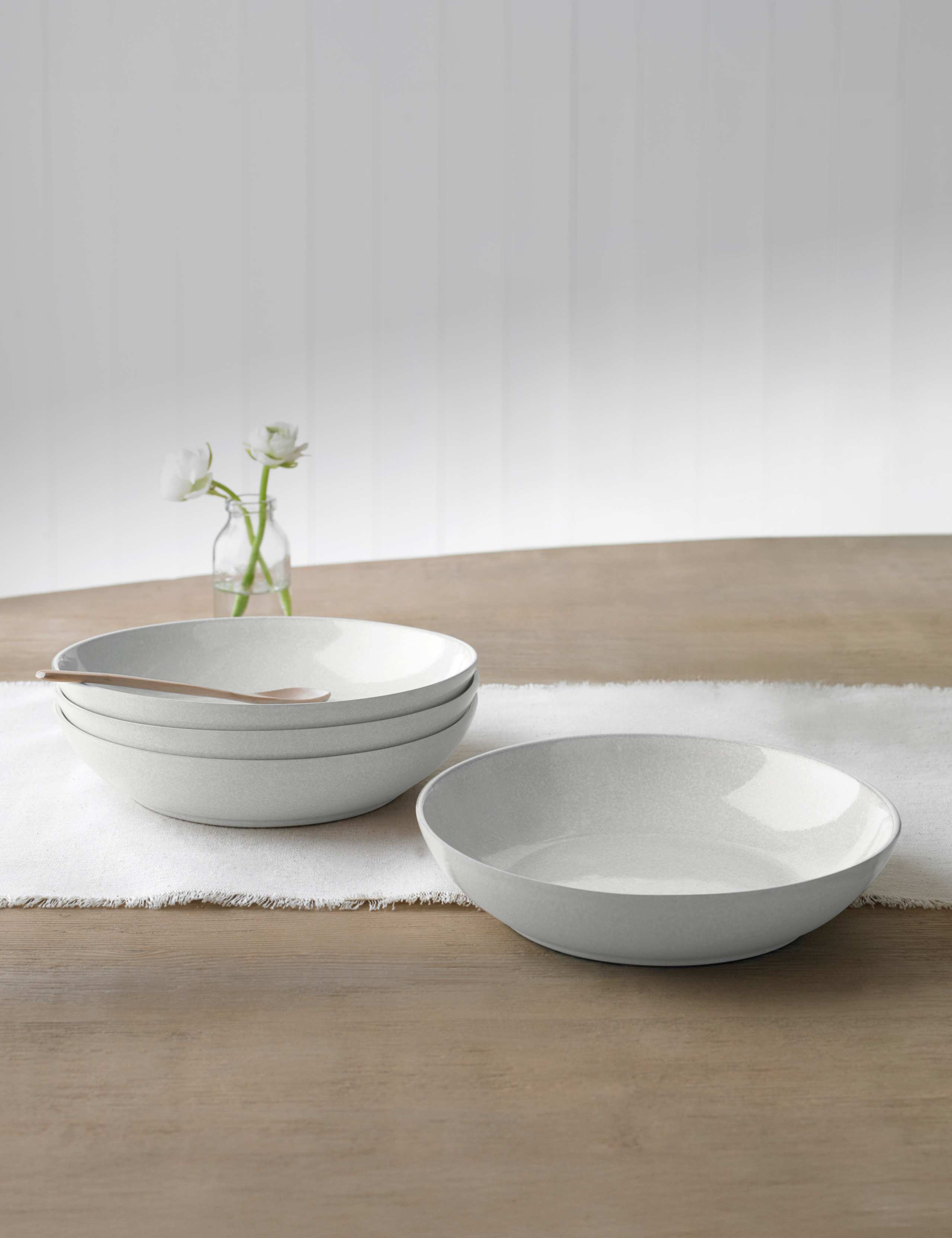 Set of 4 Cotton White Pasta Bowls 3 of 5