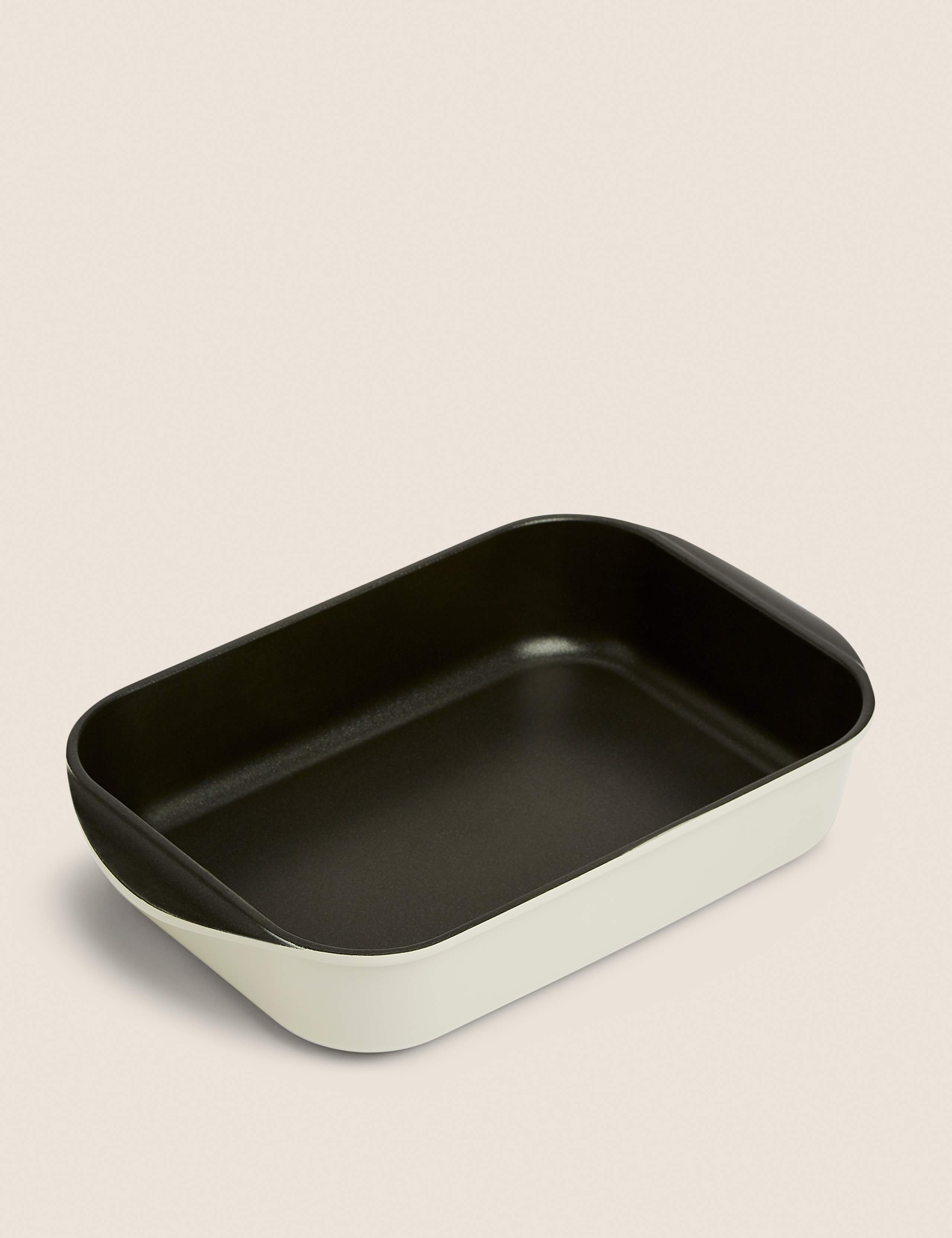 Large Cast Aluminium Roaster 3 of 6