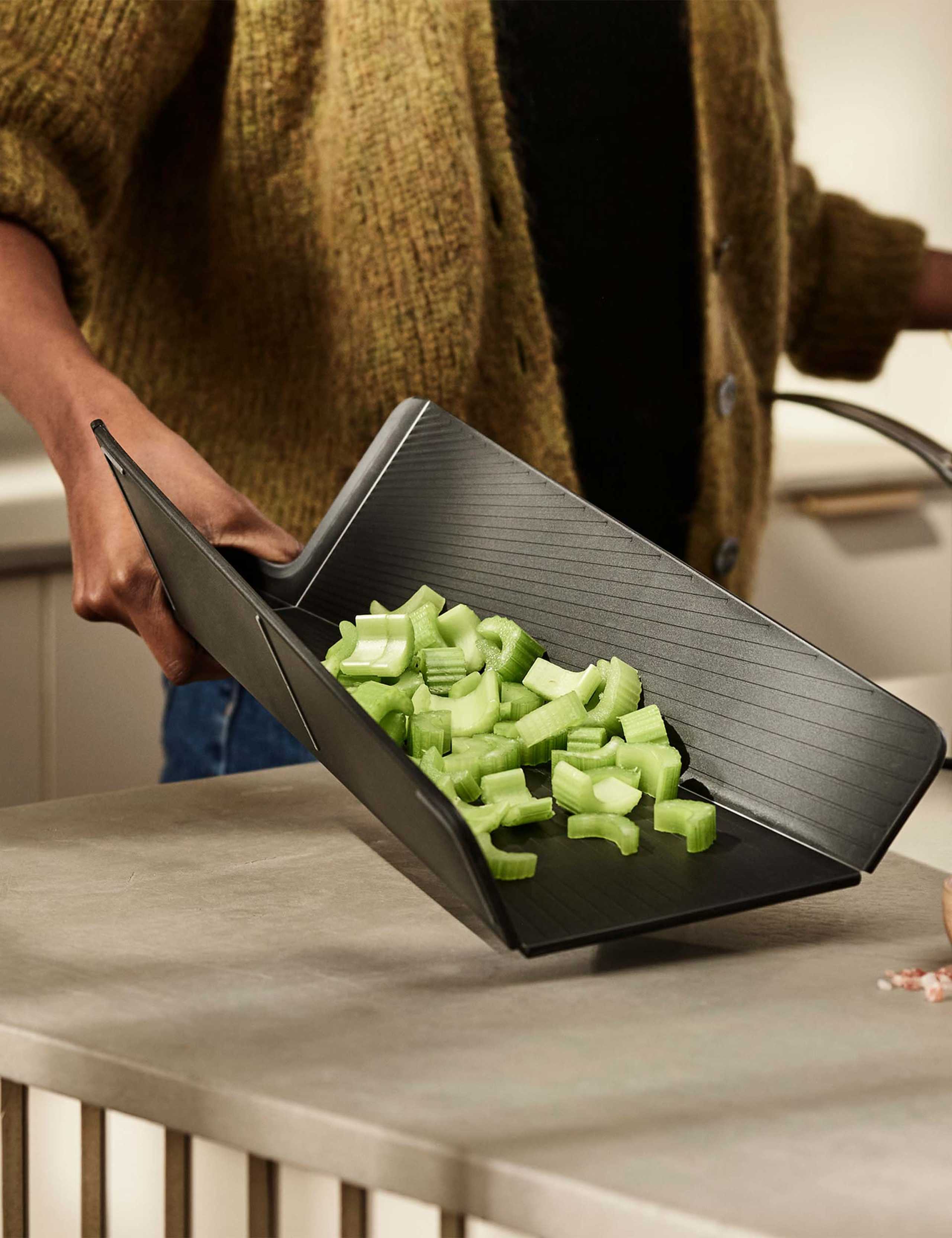 Chop2Pot™ Plus Chopping Board 2 of 4