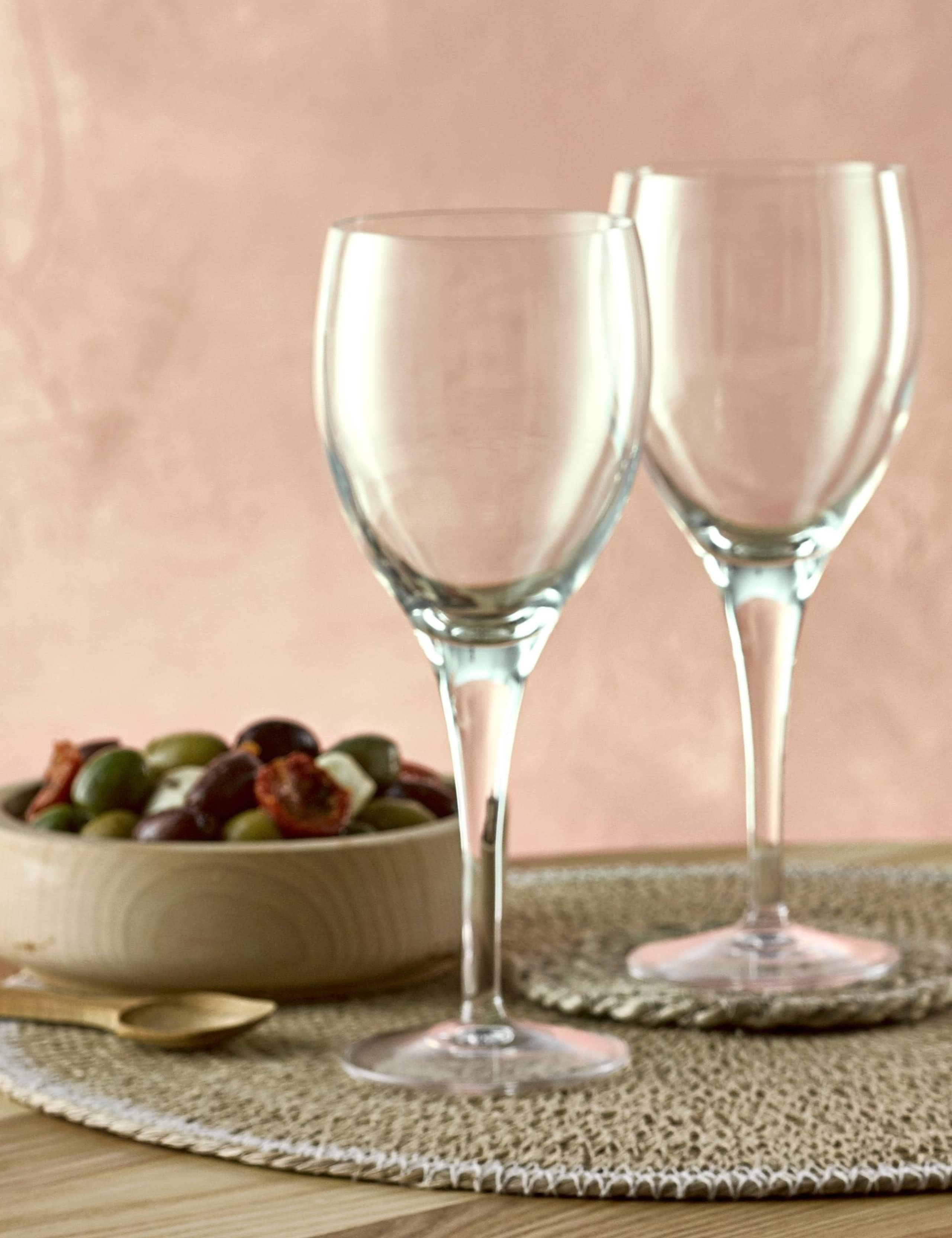 Set of 4 Michelangelo Wine Glasses 5 of 5