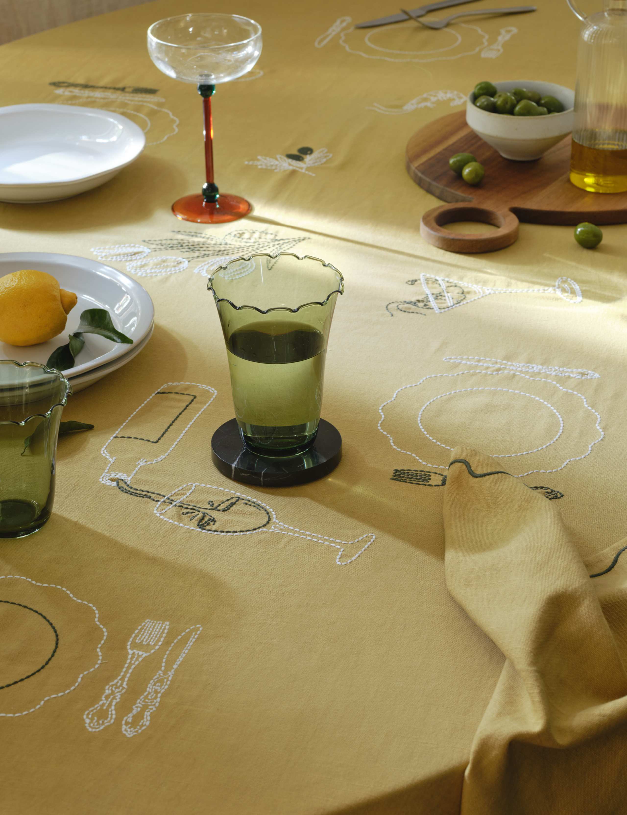 Picky Bits Wooden Pizza Serving Board 6 of 6
