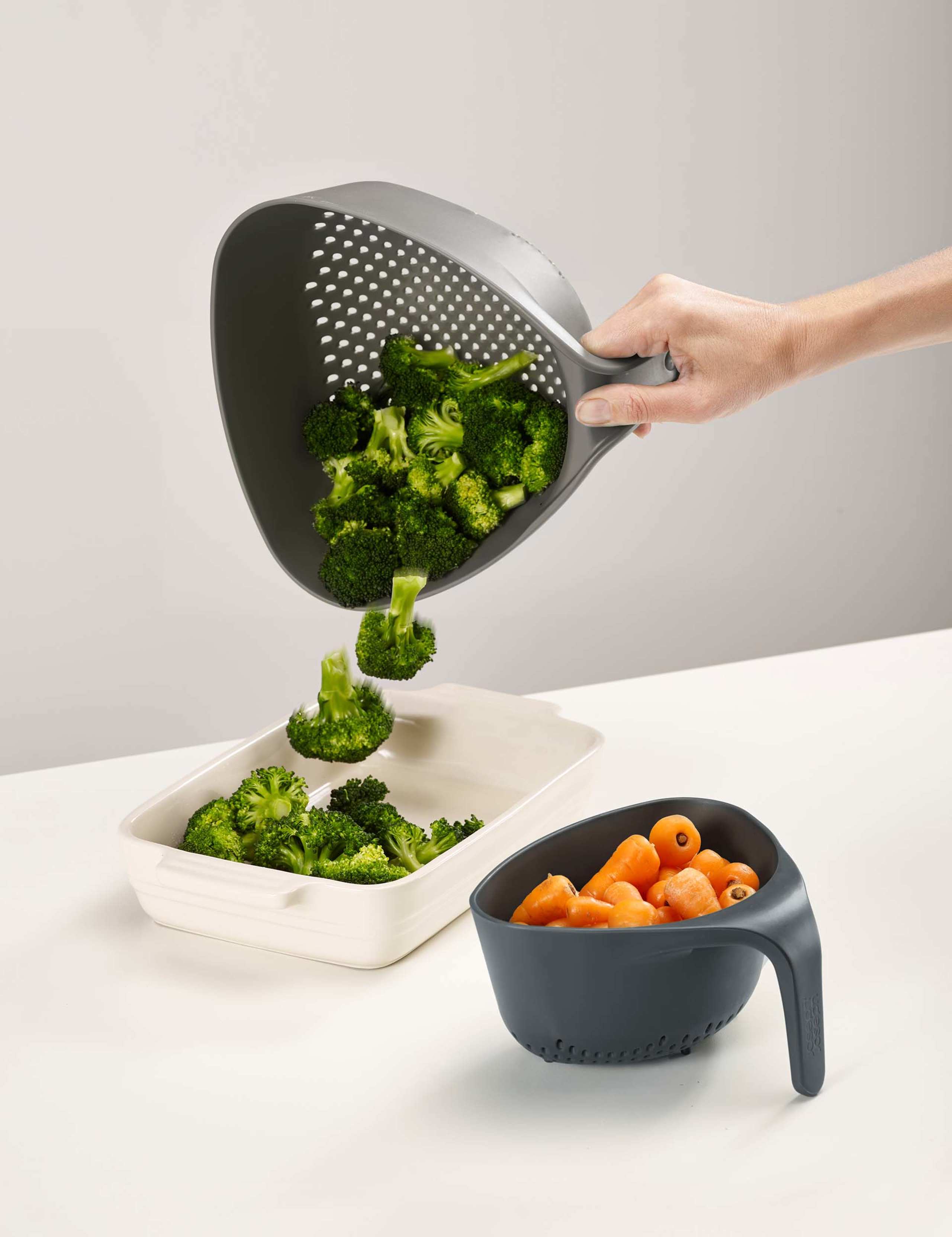2 Piece Nest™ Colander Set 2 of 4
