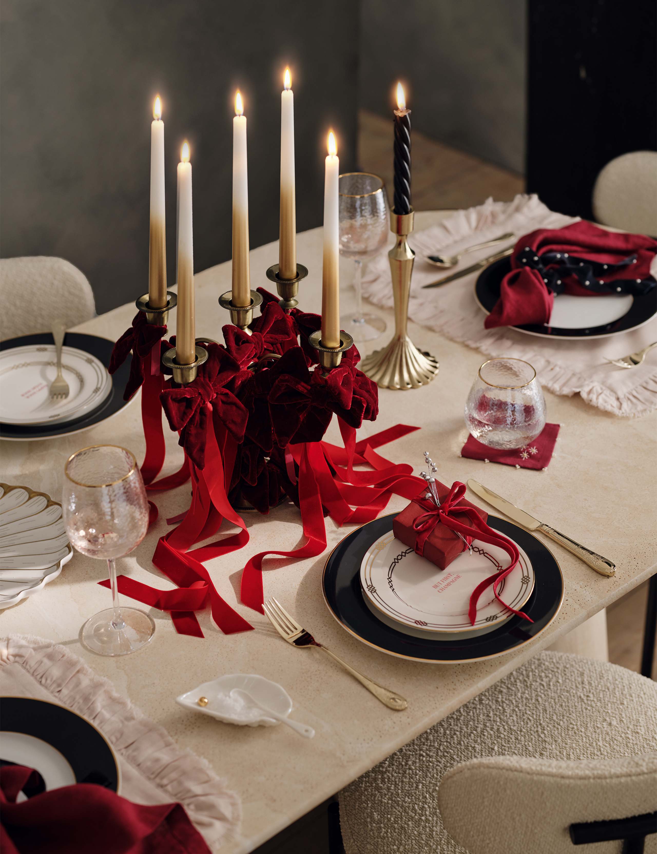 Set of 2 Cotton Rich Ruffle Placements 5 of 5