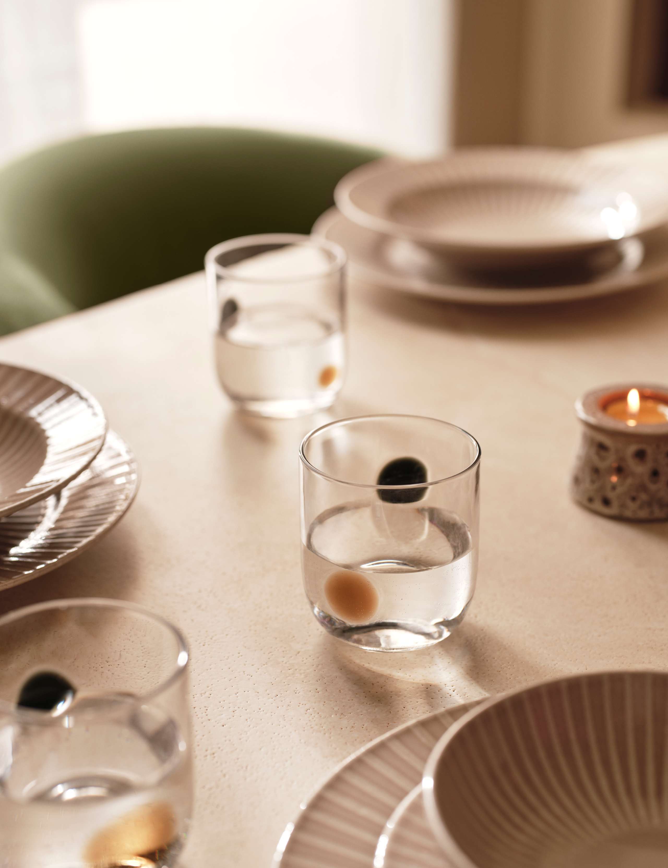 Set of 2 Dot Tumblers 7 of 7