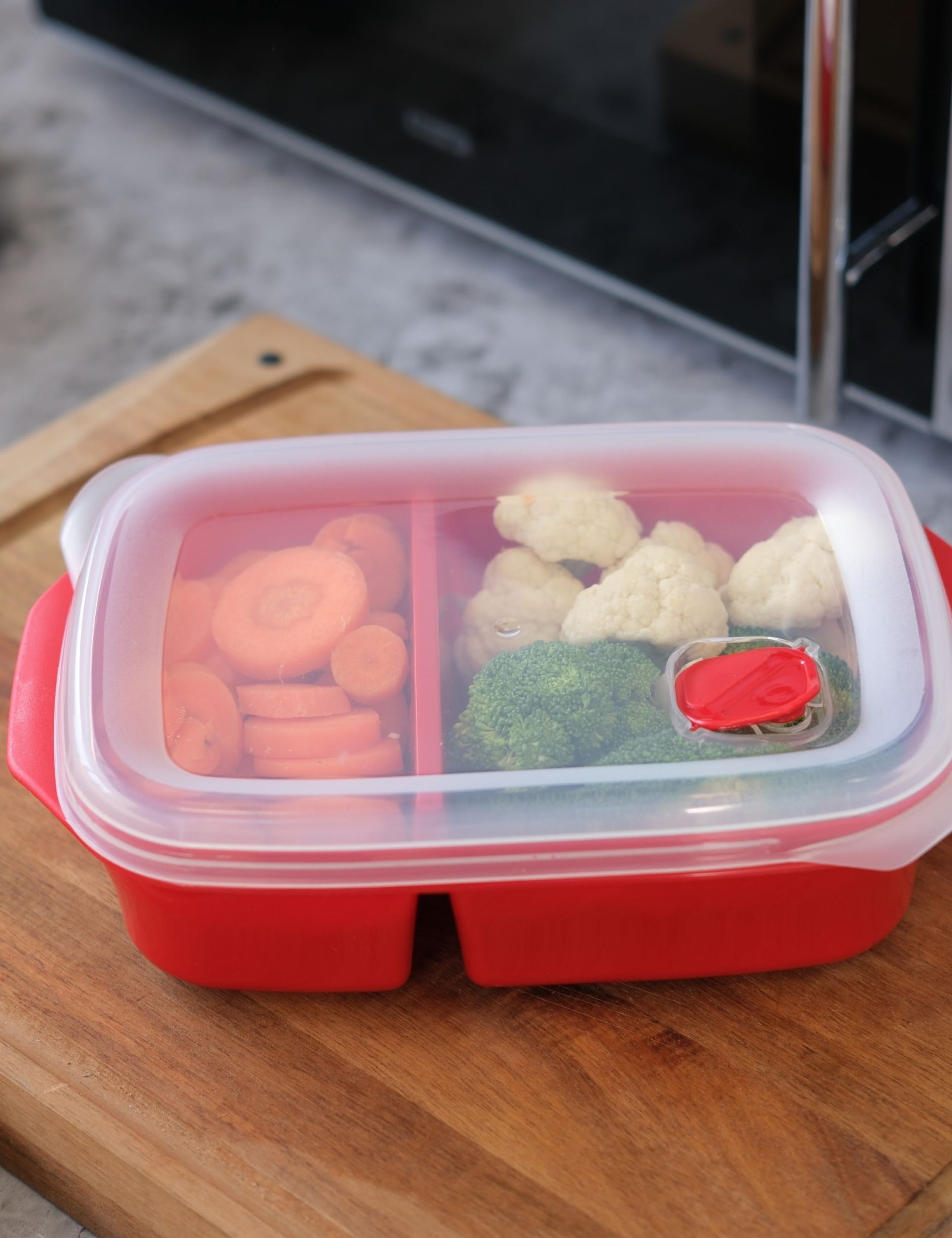 Divided Microwave Container 3 of 6