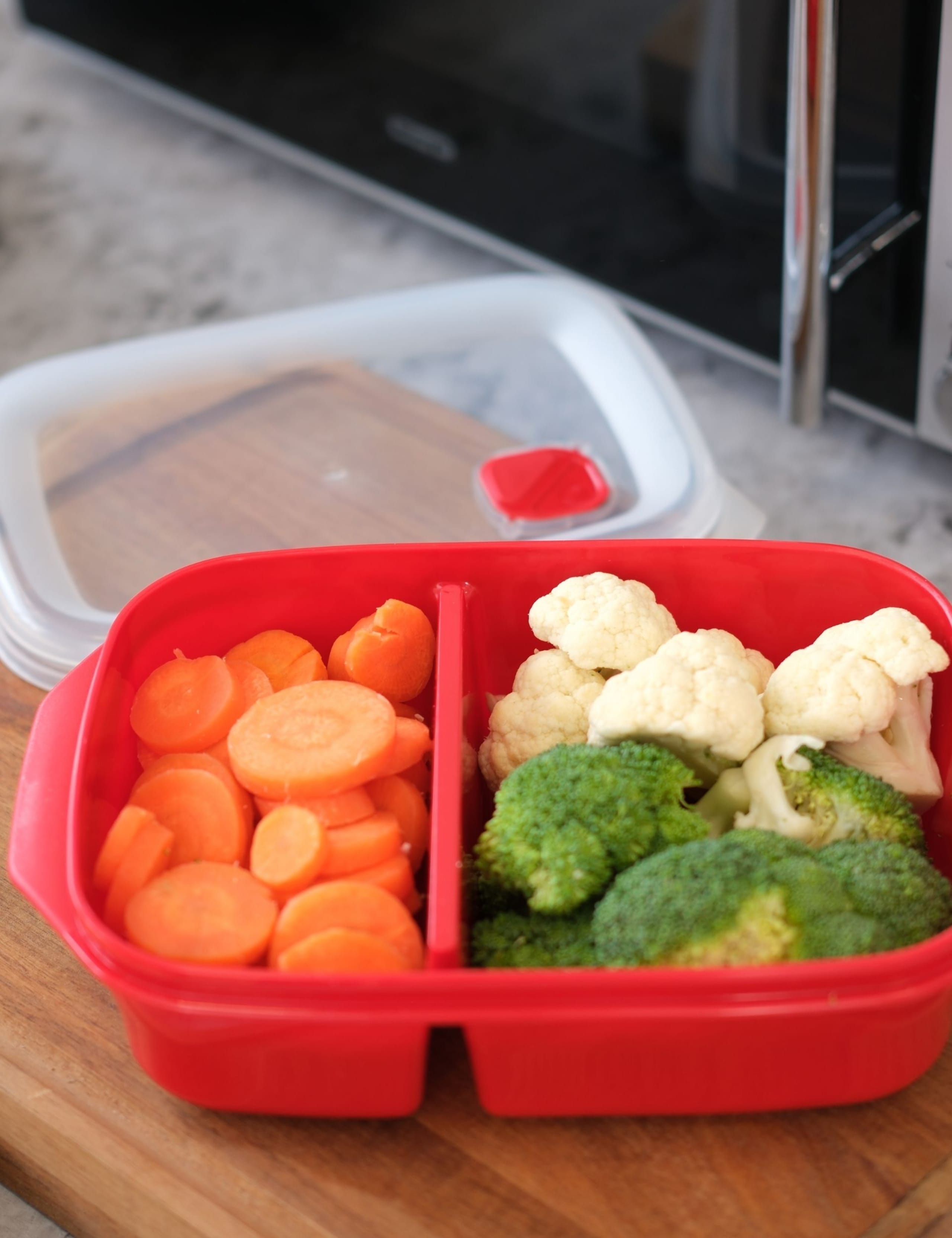 Divided Microwave Container 5 of 6