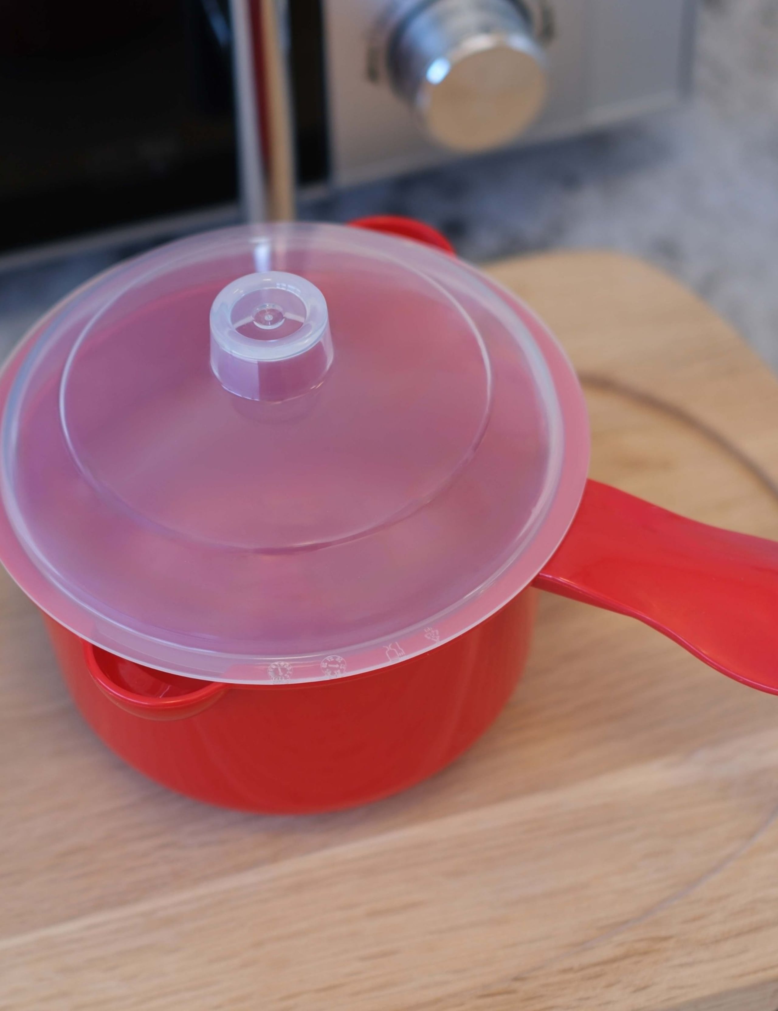 Microwave Saucepan with Lid 5 of 6