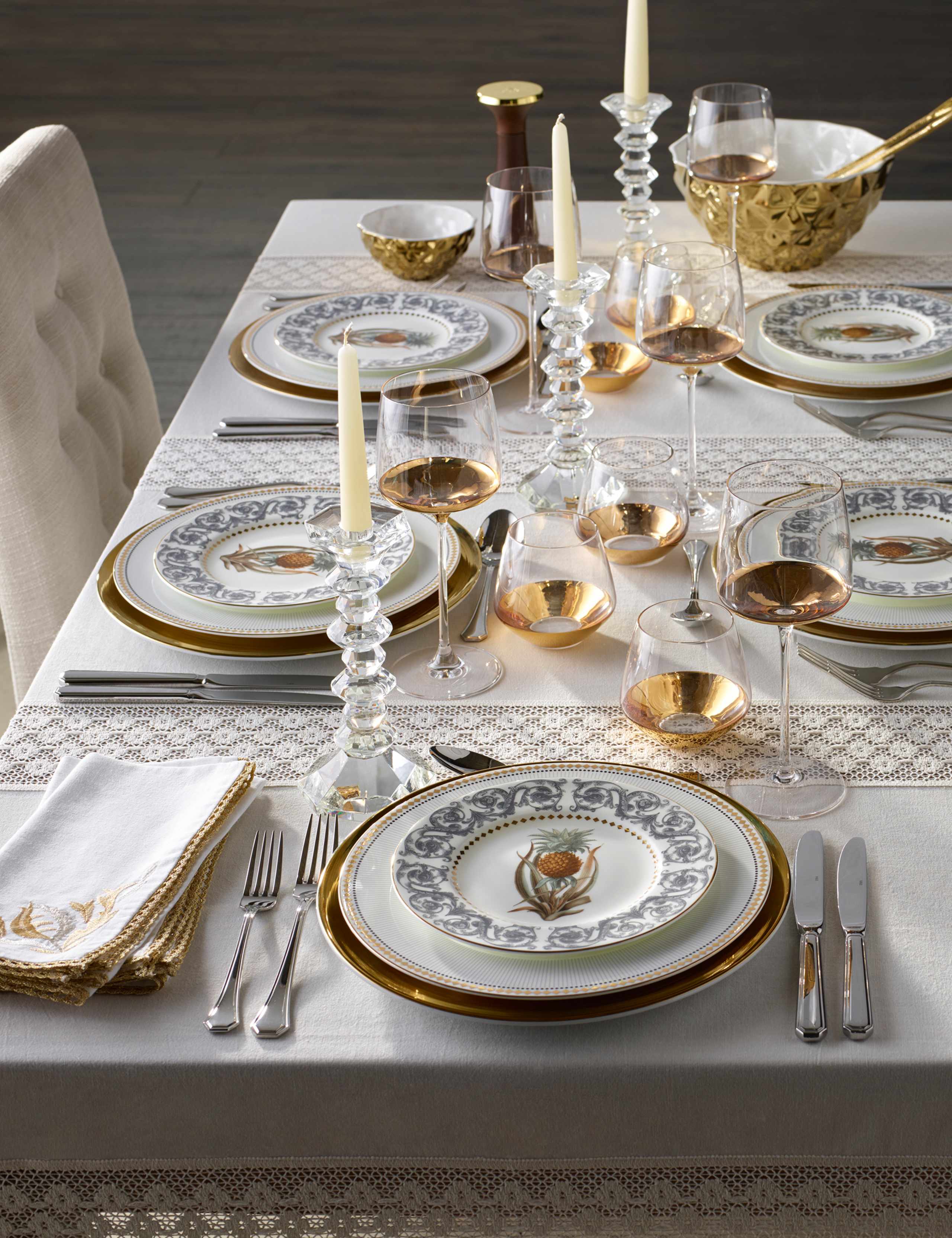 Nouveau Dinner Plate 3 of 3