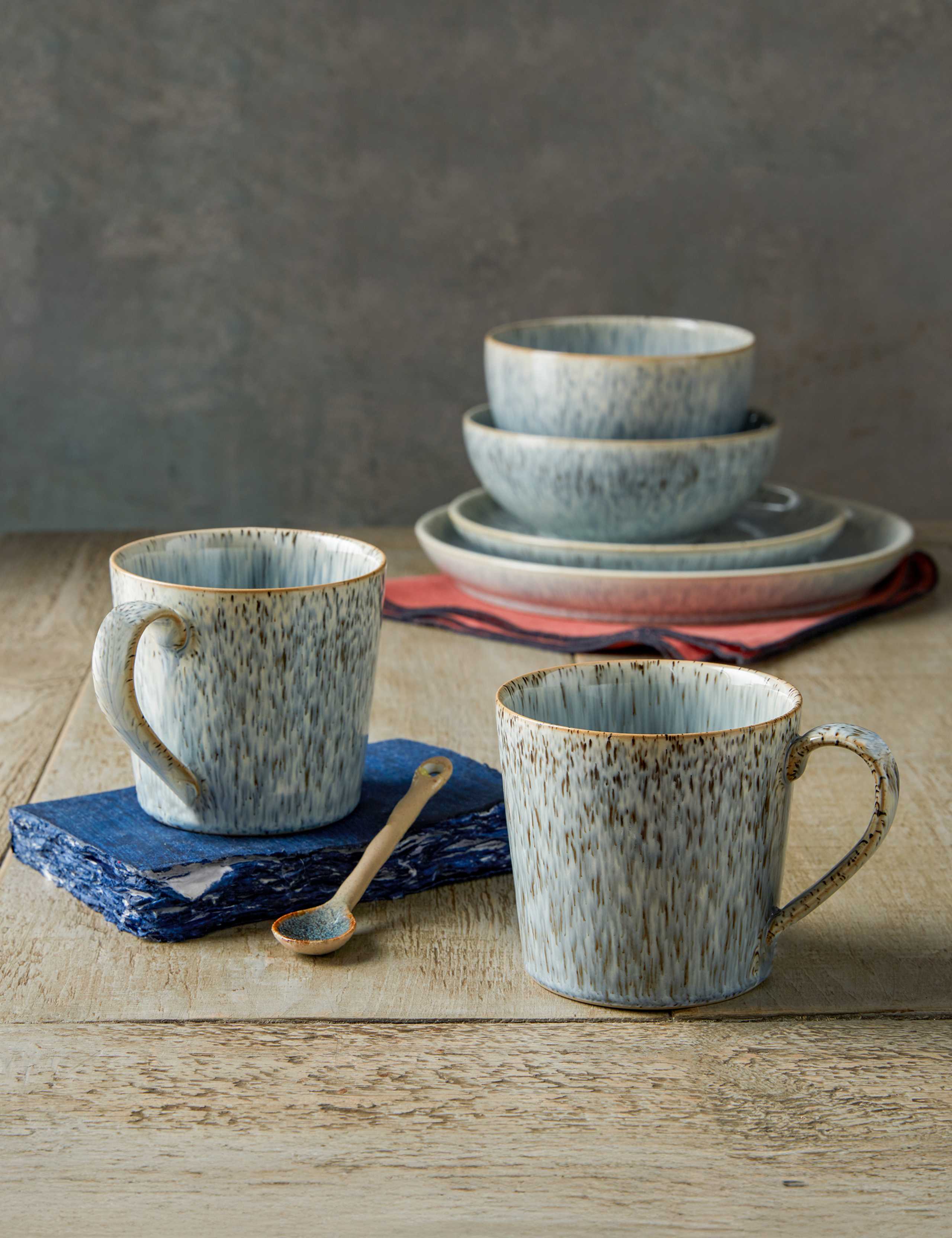 Set of 2 Halo Speckle Mugs 2 of 5