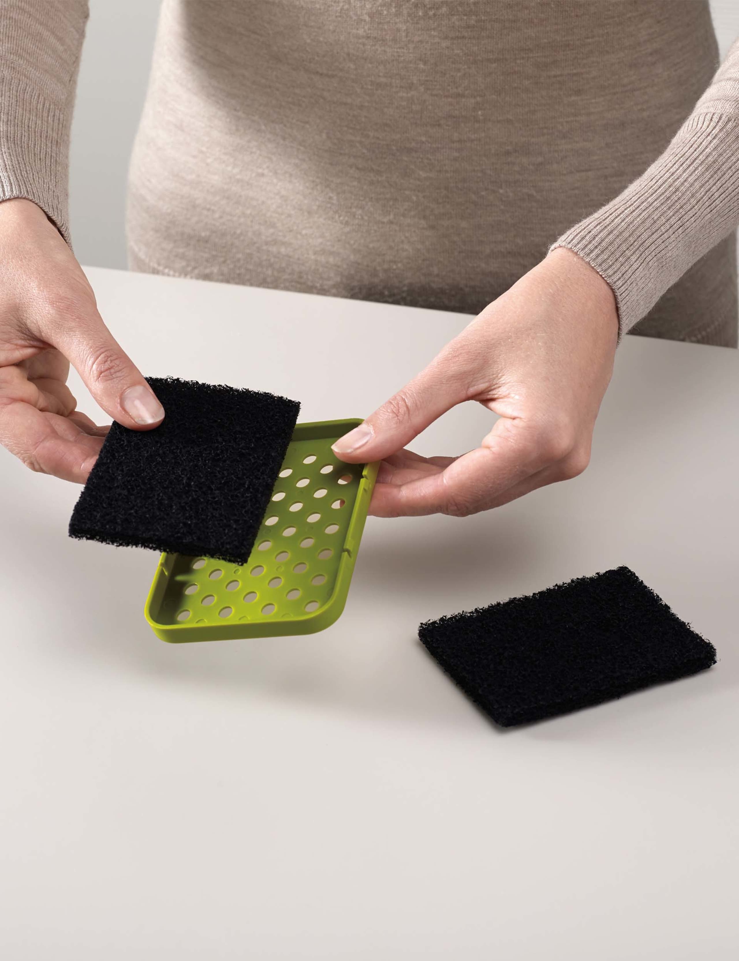 Set of 2 Bin Replacement Odour Filters 3 of 4