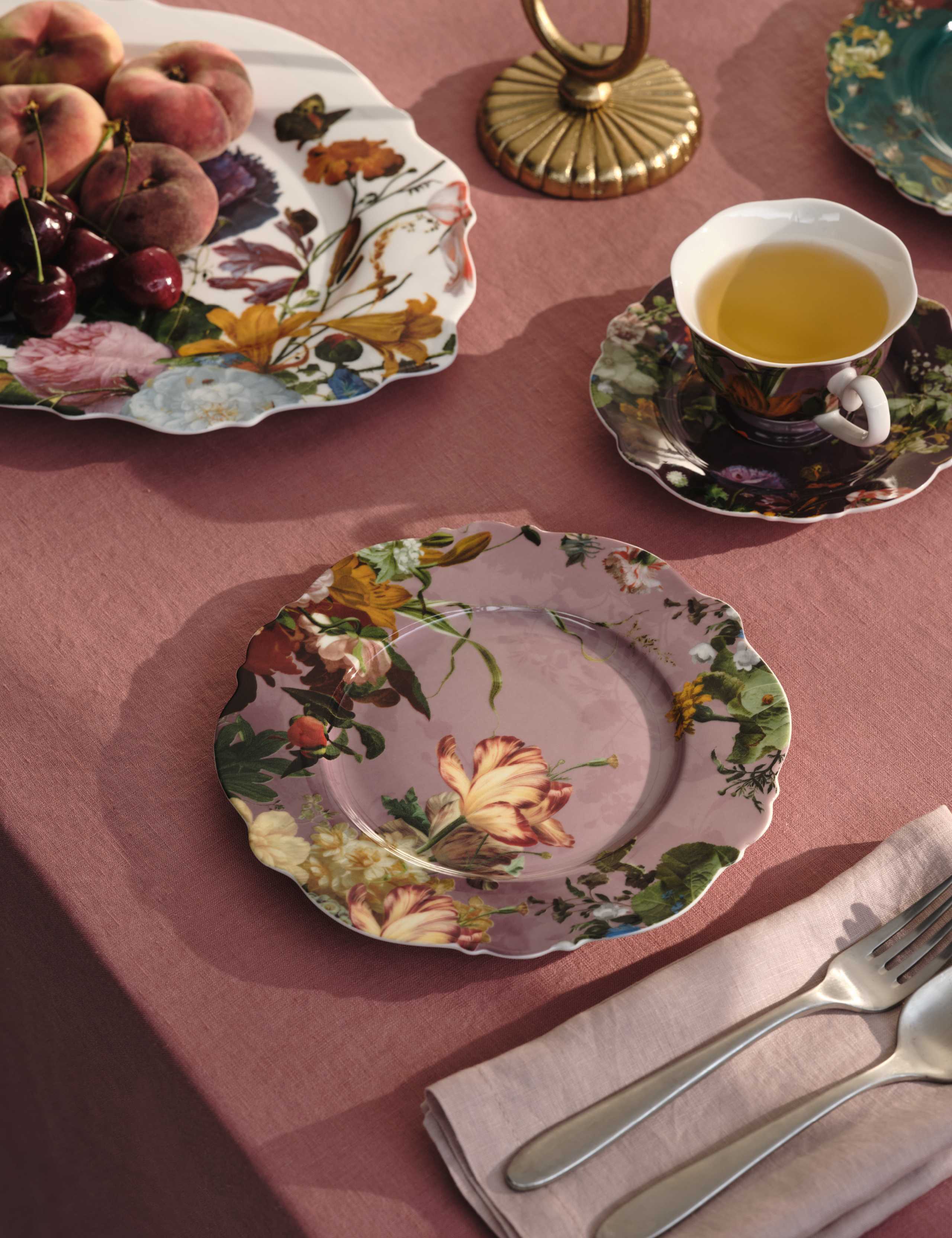 Floral Cup & Saucer 6 of 6