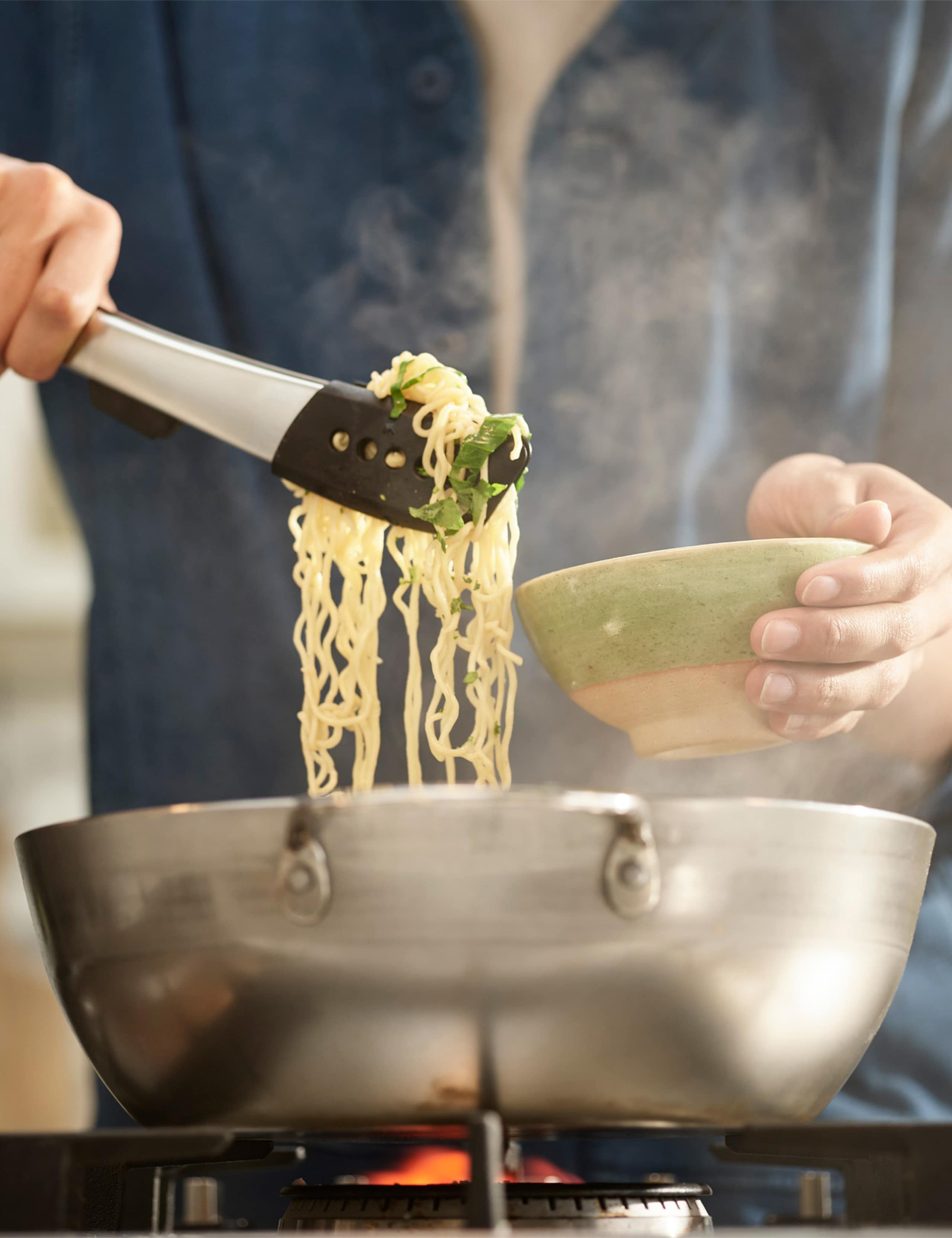 Set of 2 Elevate Fusion Silicone Tongs 3 of 5