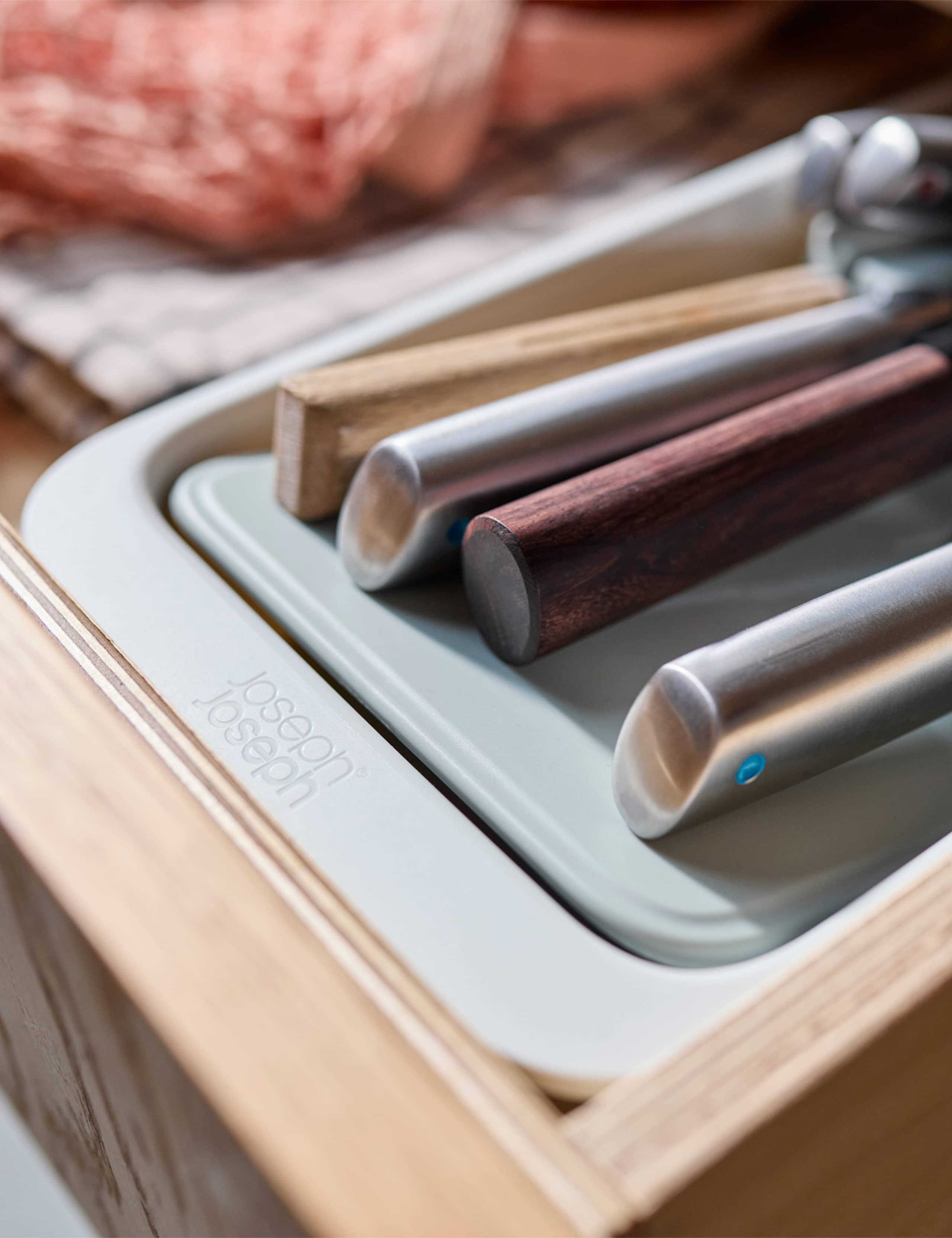 2-Tier Knife Compact Organiser 5 of 6