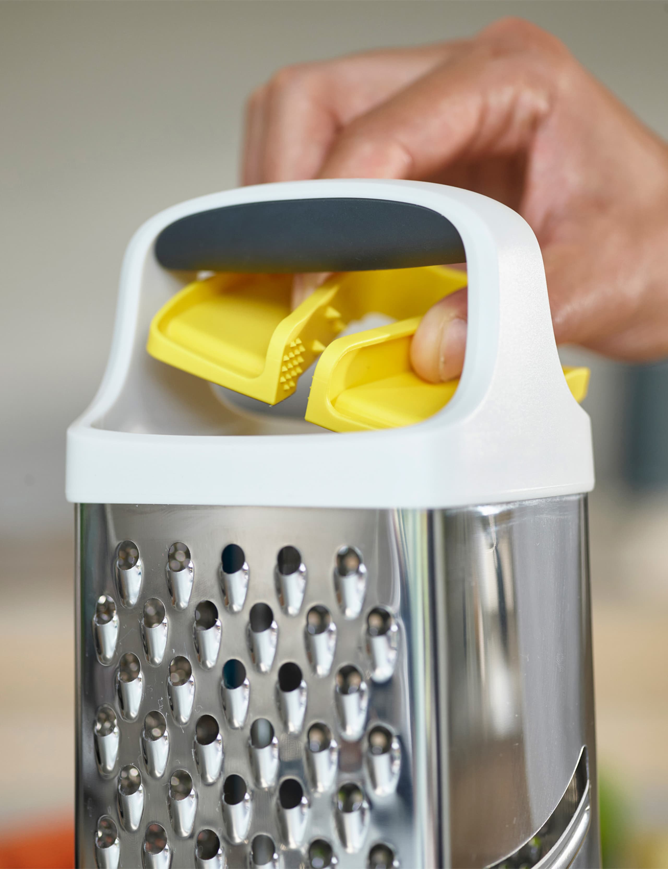 Box Grater with Precision Food Grip 4 of 5