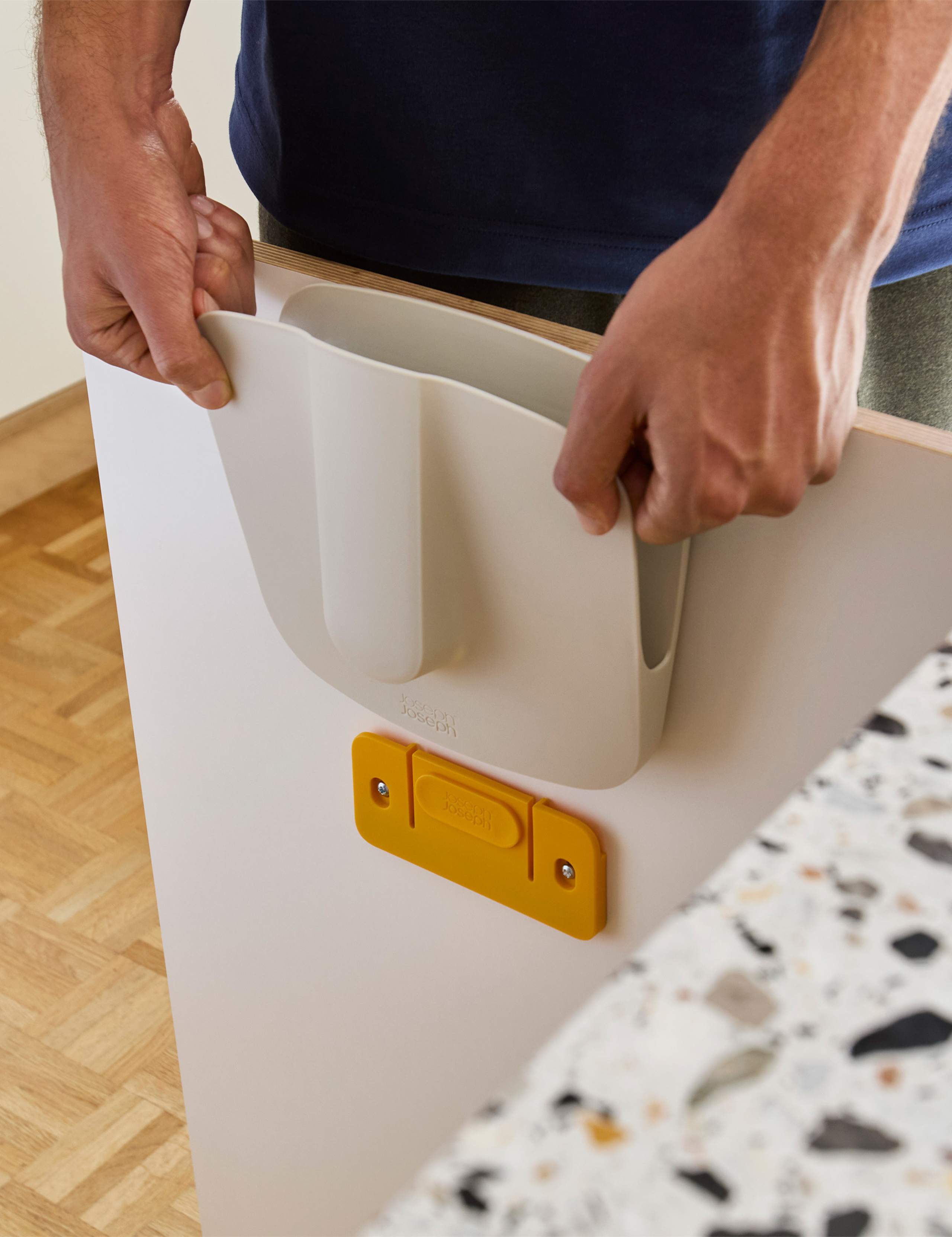 Wall Mounted Dustpan and Brush 4 of 5