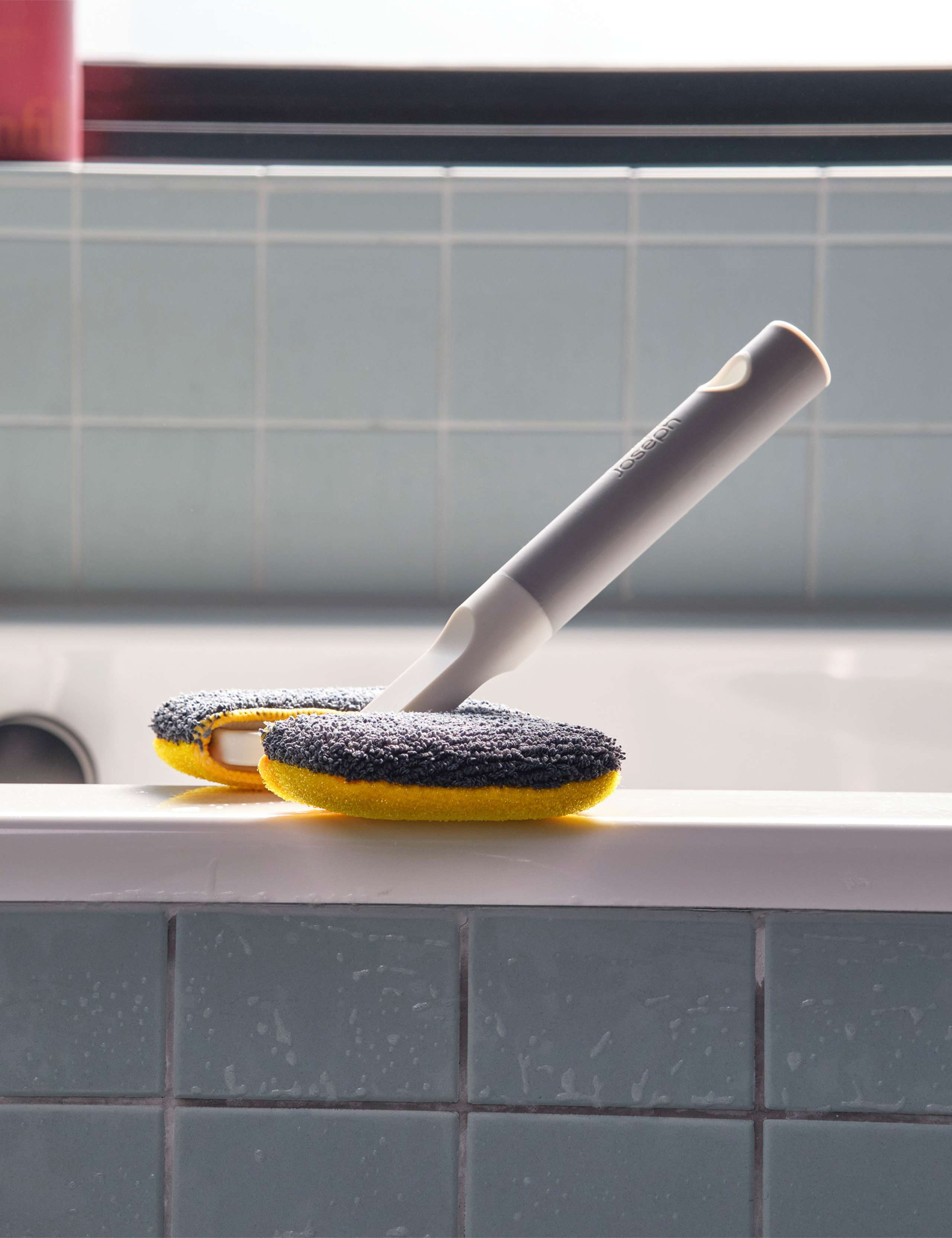 2 in 1 Surface Scrubber 4 of 5