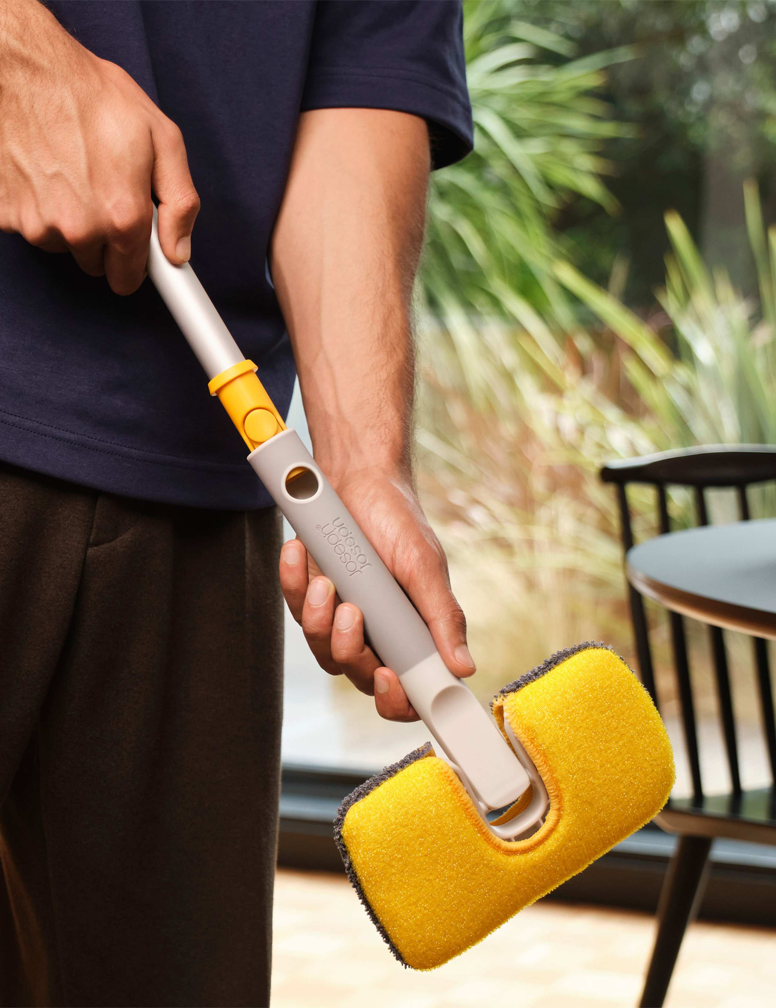 2 in 1 Surface Scrubber 5 of 5