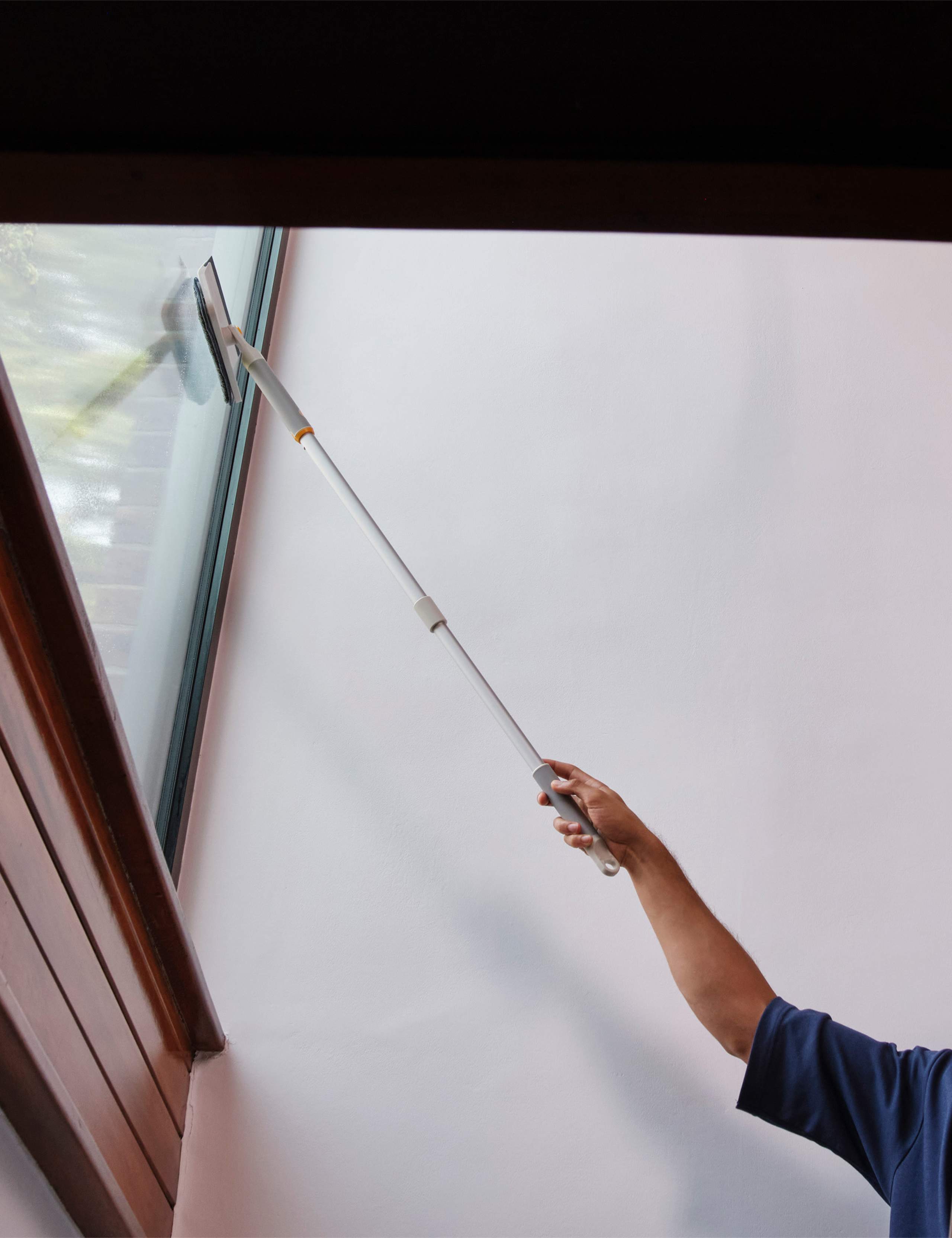 2 in 1 Glass Cleaning Squeegee 5 of 5