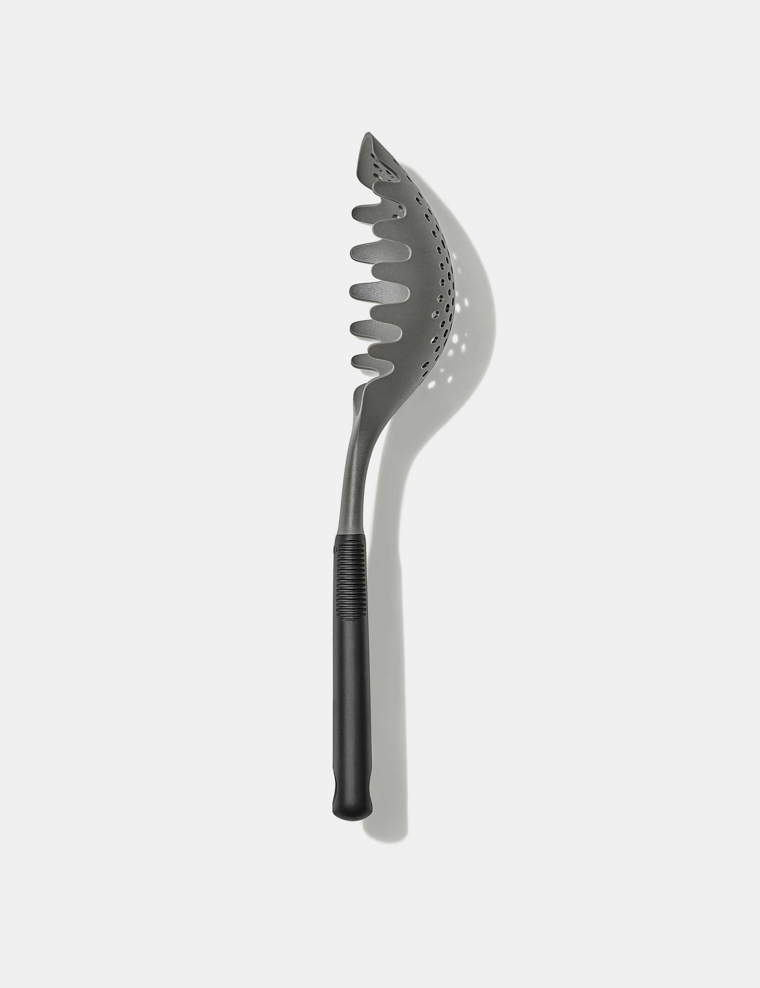 Good Grips Pasta Scoop Strainer 3 of 4