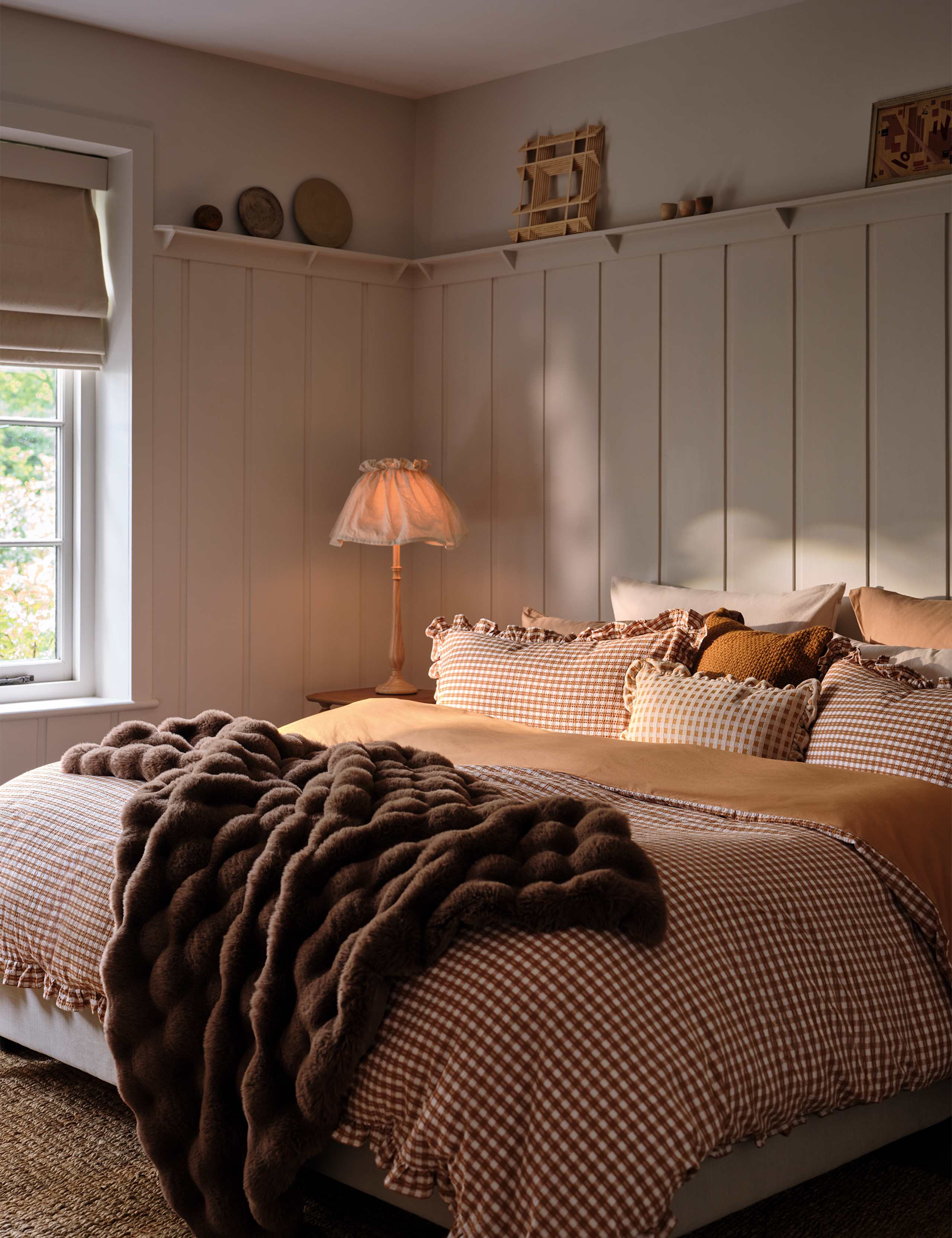 Pure Cotton Gingham Ruffle Bedding Set 6 of 7