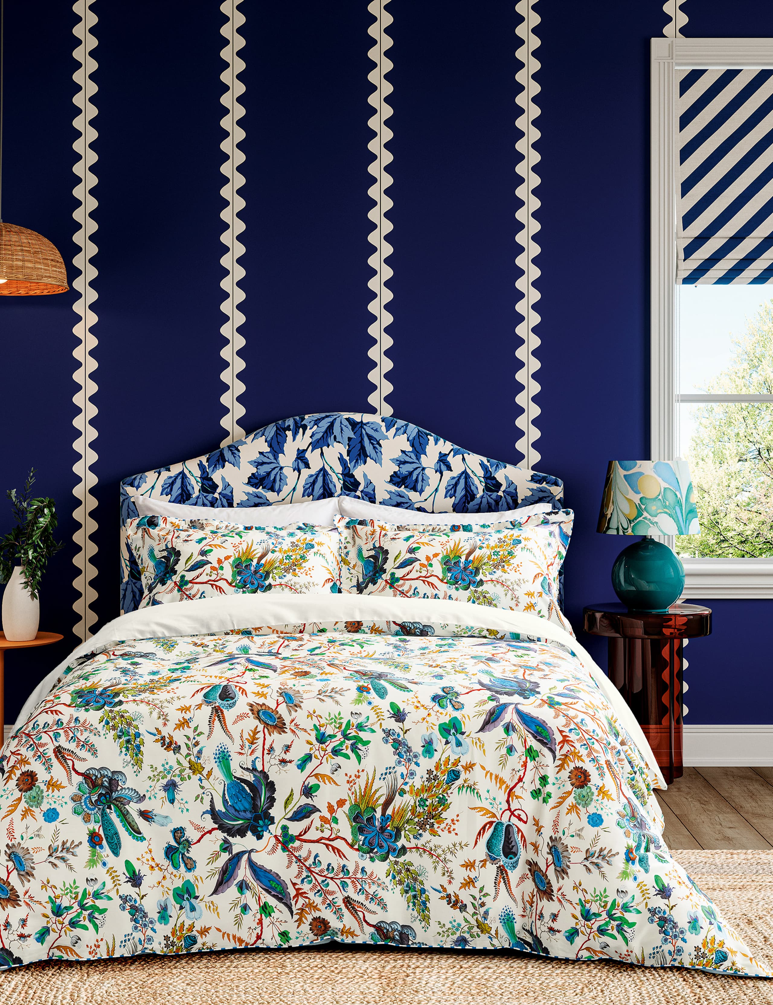 Pure Cotton Sateen Wonderland Floral Bedding Set 1 of 6