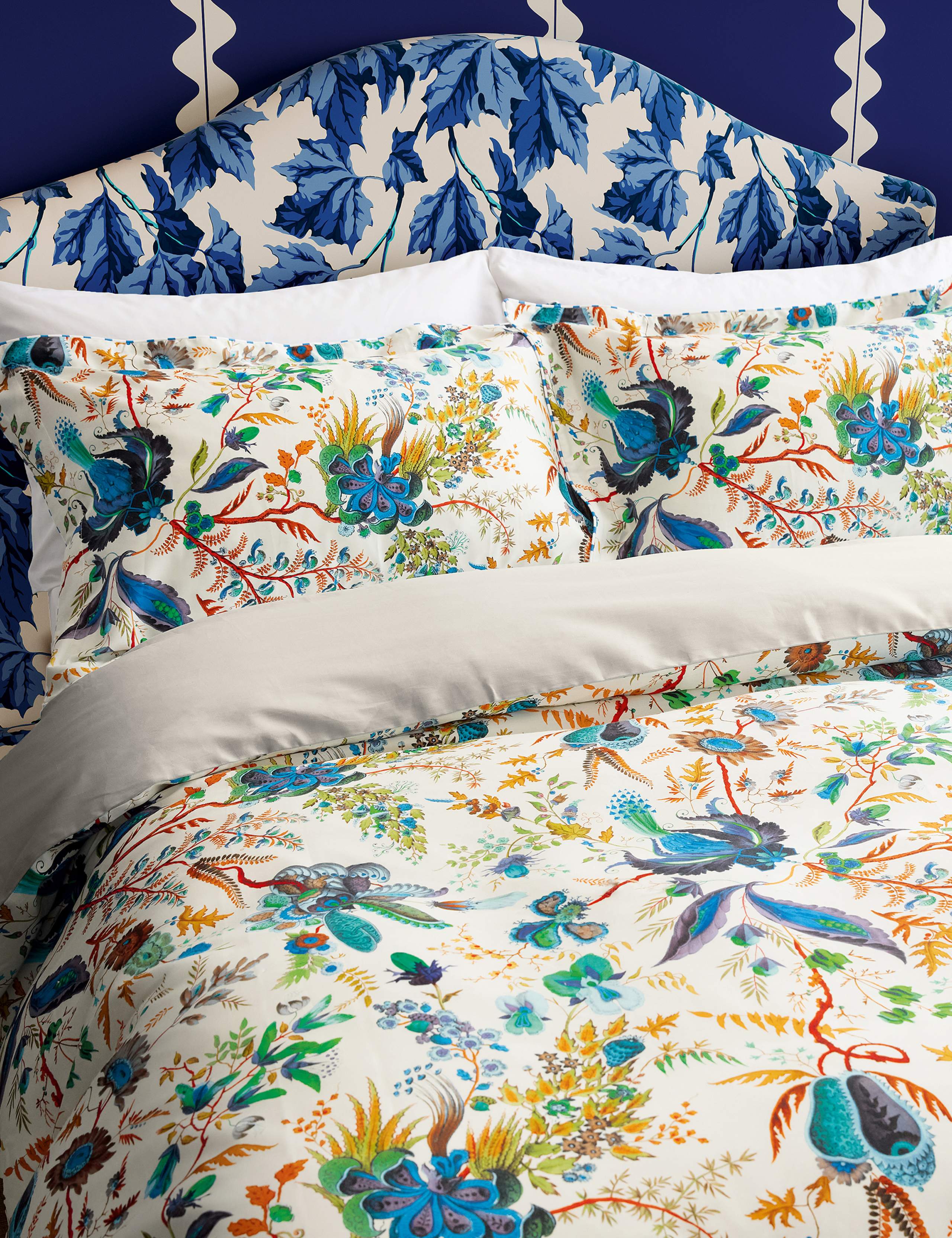 Pure Cotton Sateen Wonderland Floral Bedding Set 2 of 6