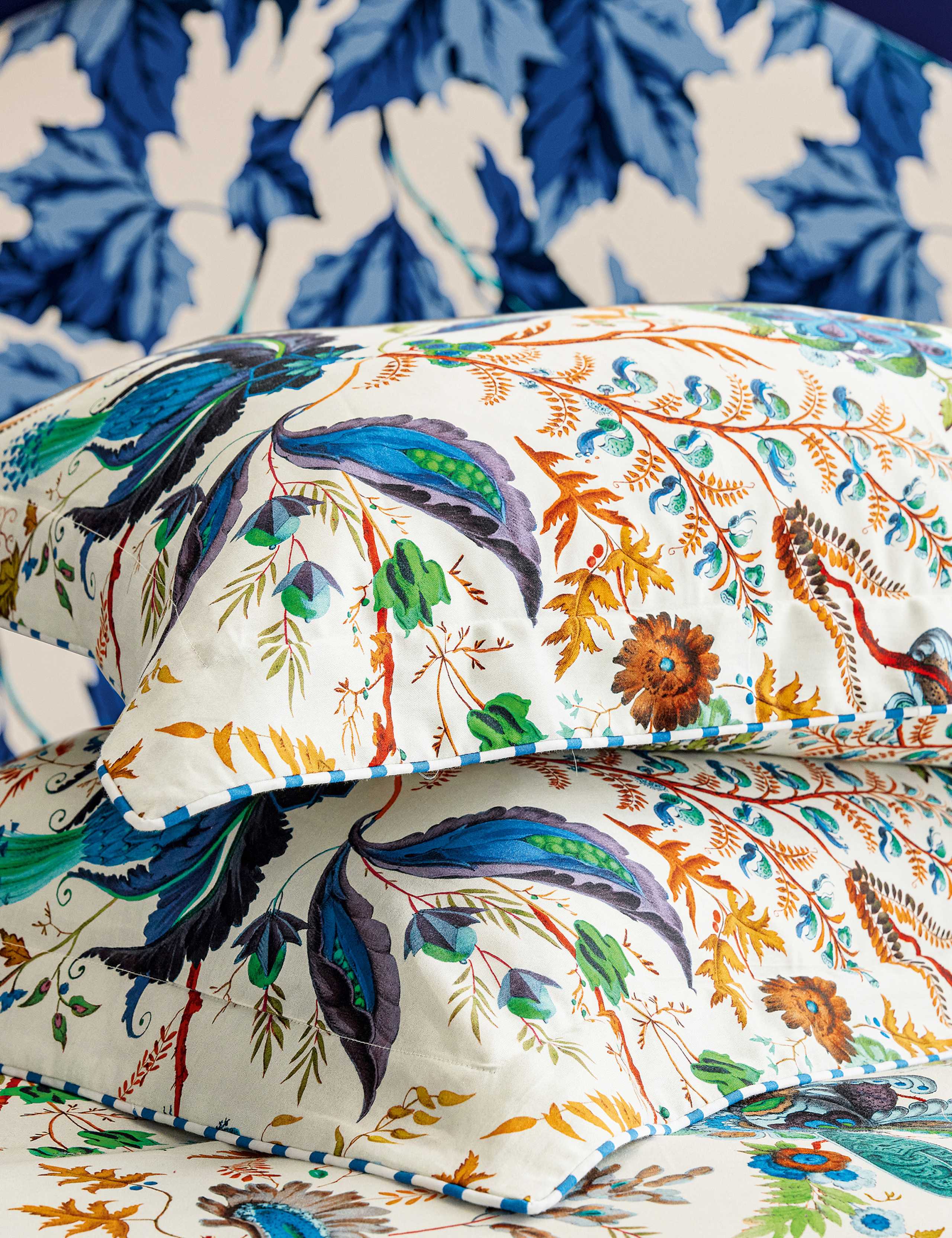 Pure Cotton Sateen Wonderland Floral Bedding Set 6 of 6