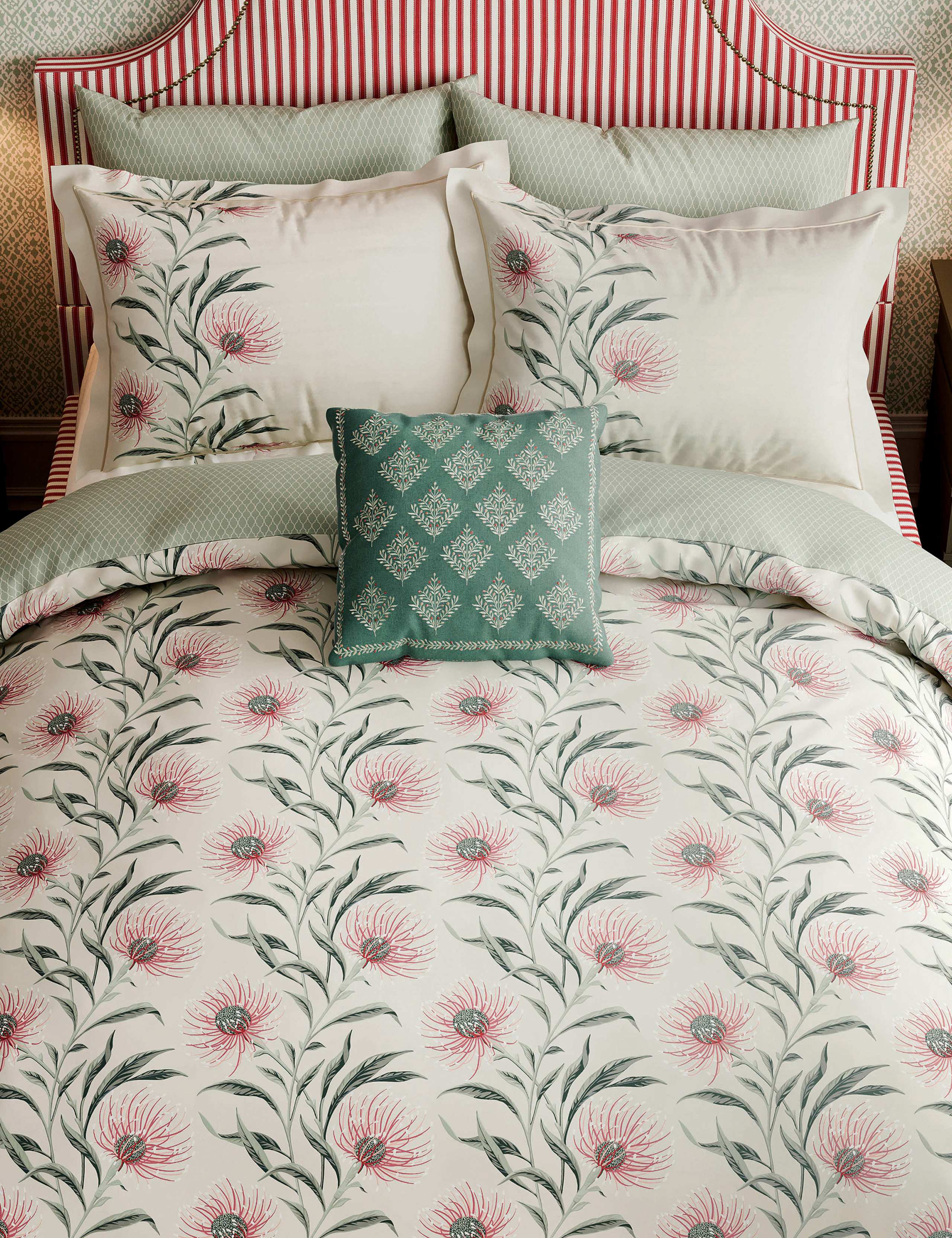 Pure Cotton Catherinae Bedding Set 4 of 5