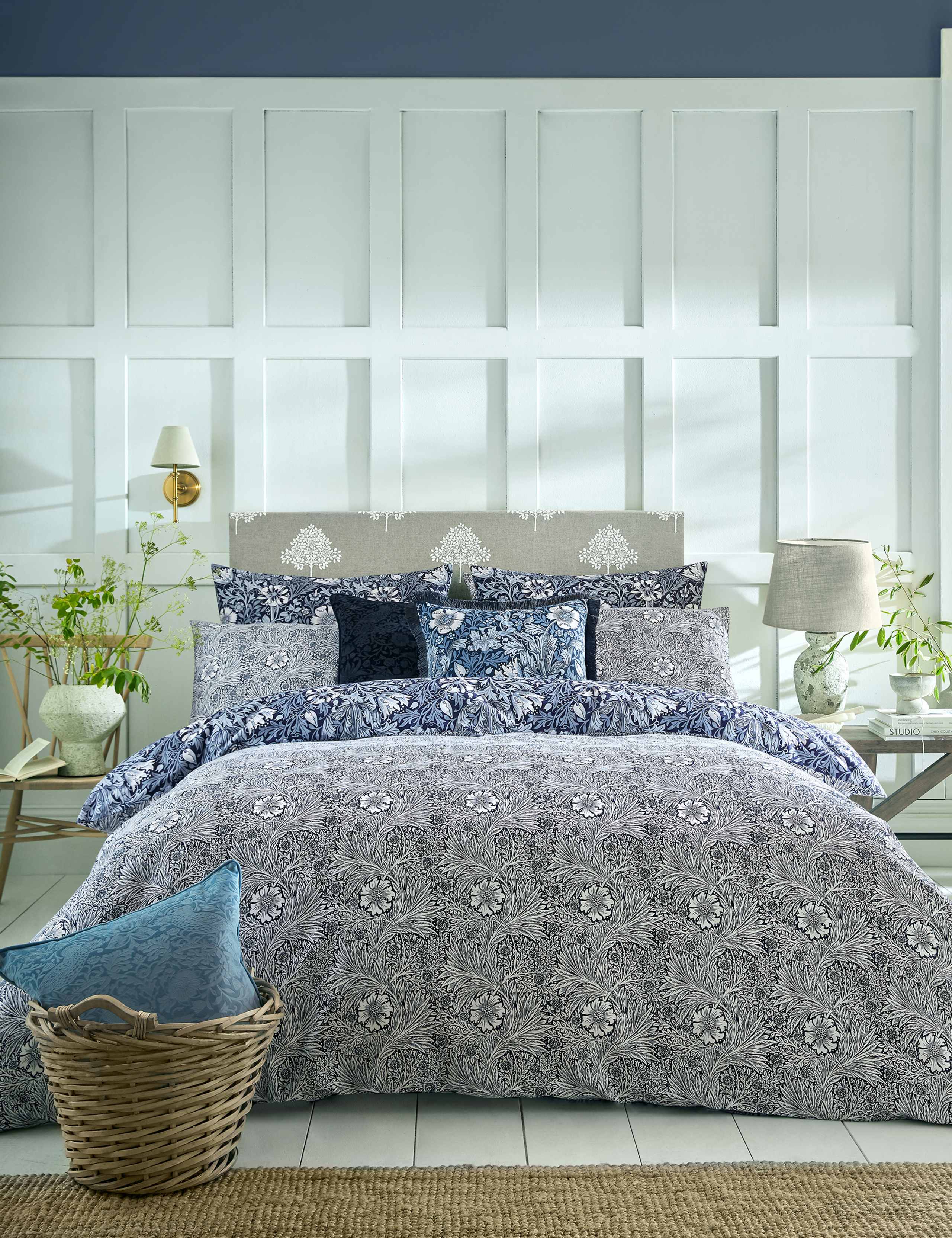 Pure Cotton Sateen Compton Bedding Set 2 of 8