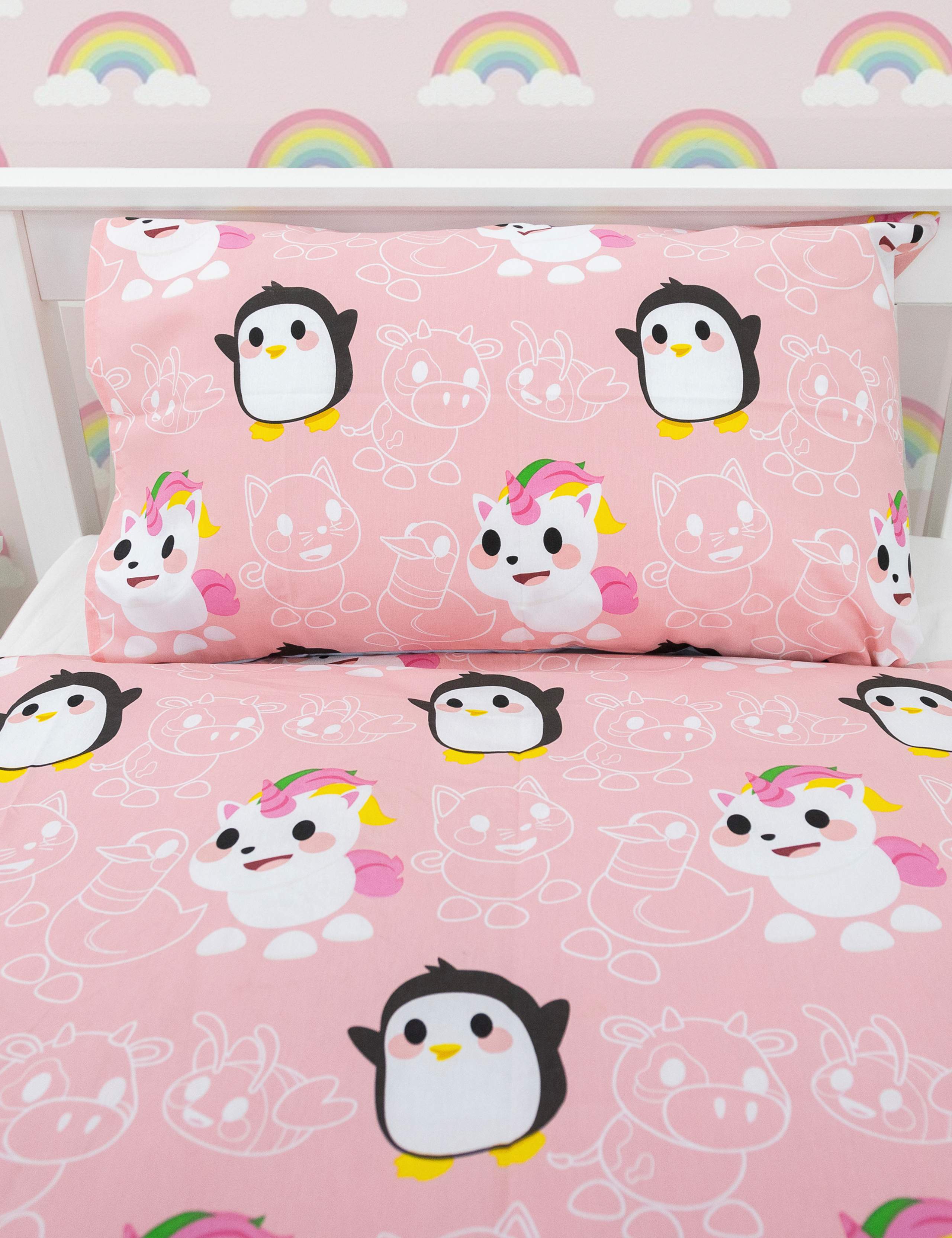 Adopt Me Single Bedding Set 8 of 9