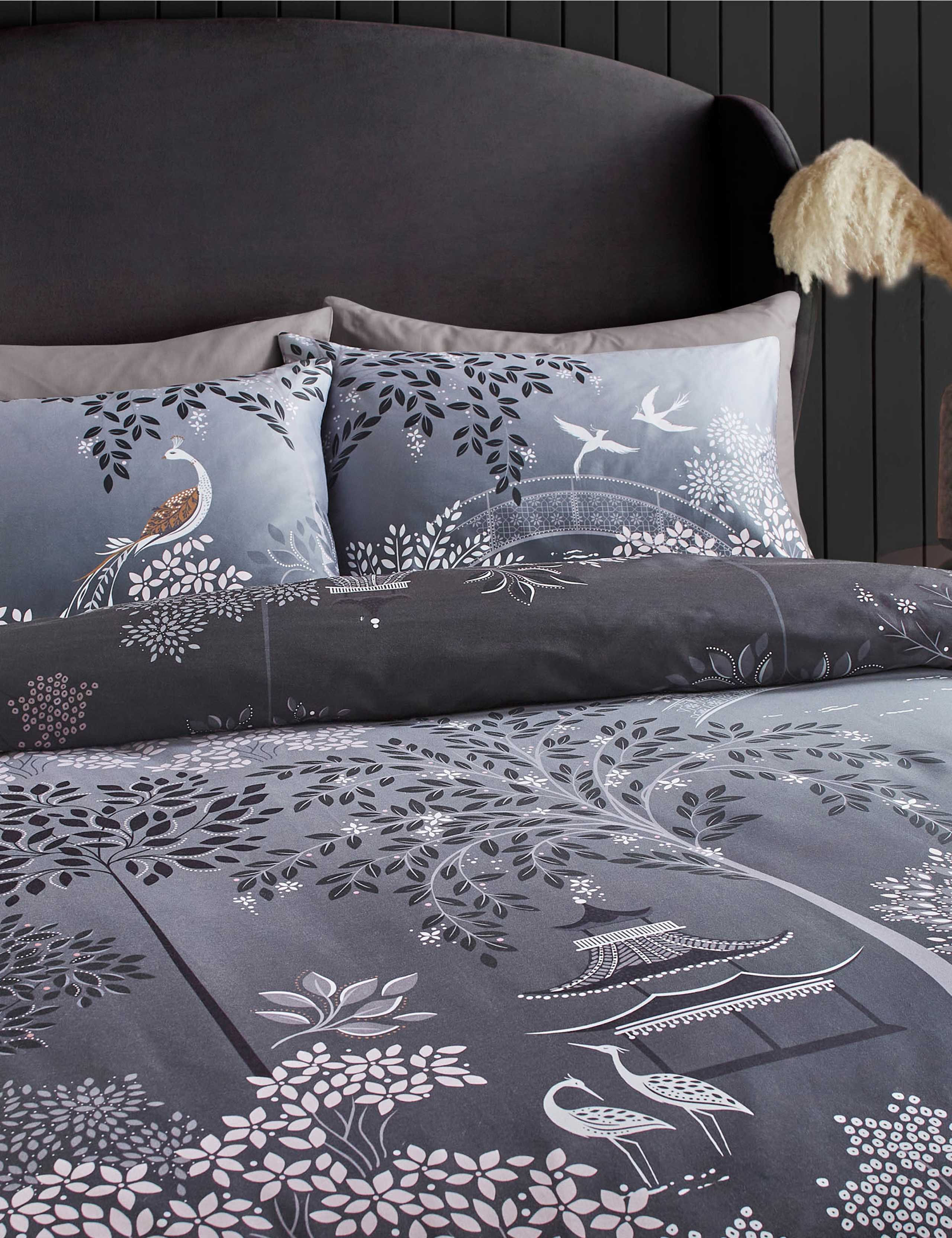 Pure Cotton Sateen Pagoda Garden Bedding Set 4 of 7