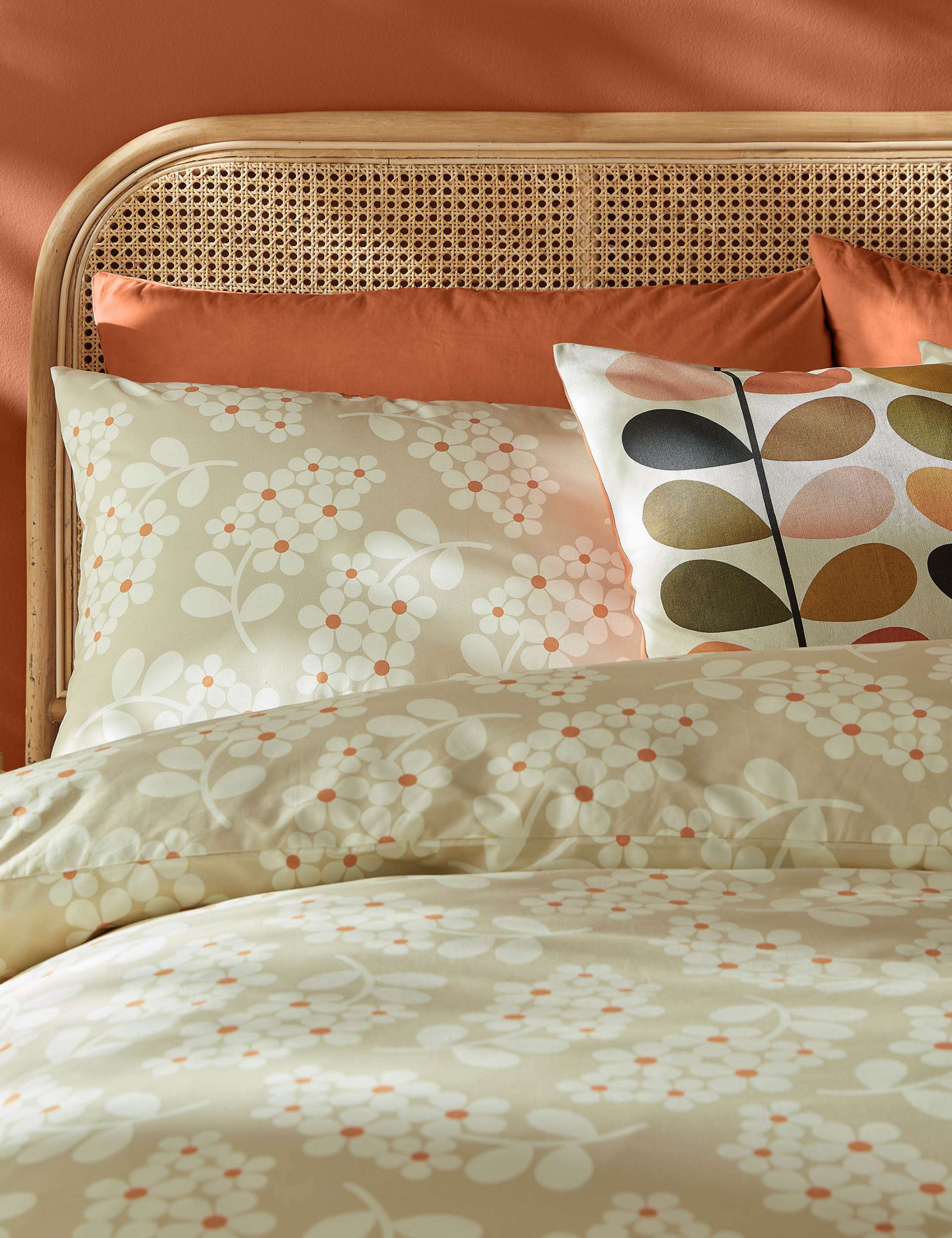 Pure Cotton Wisteria Bedding Set 2 of 4