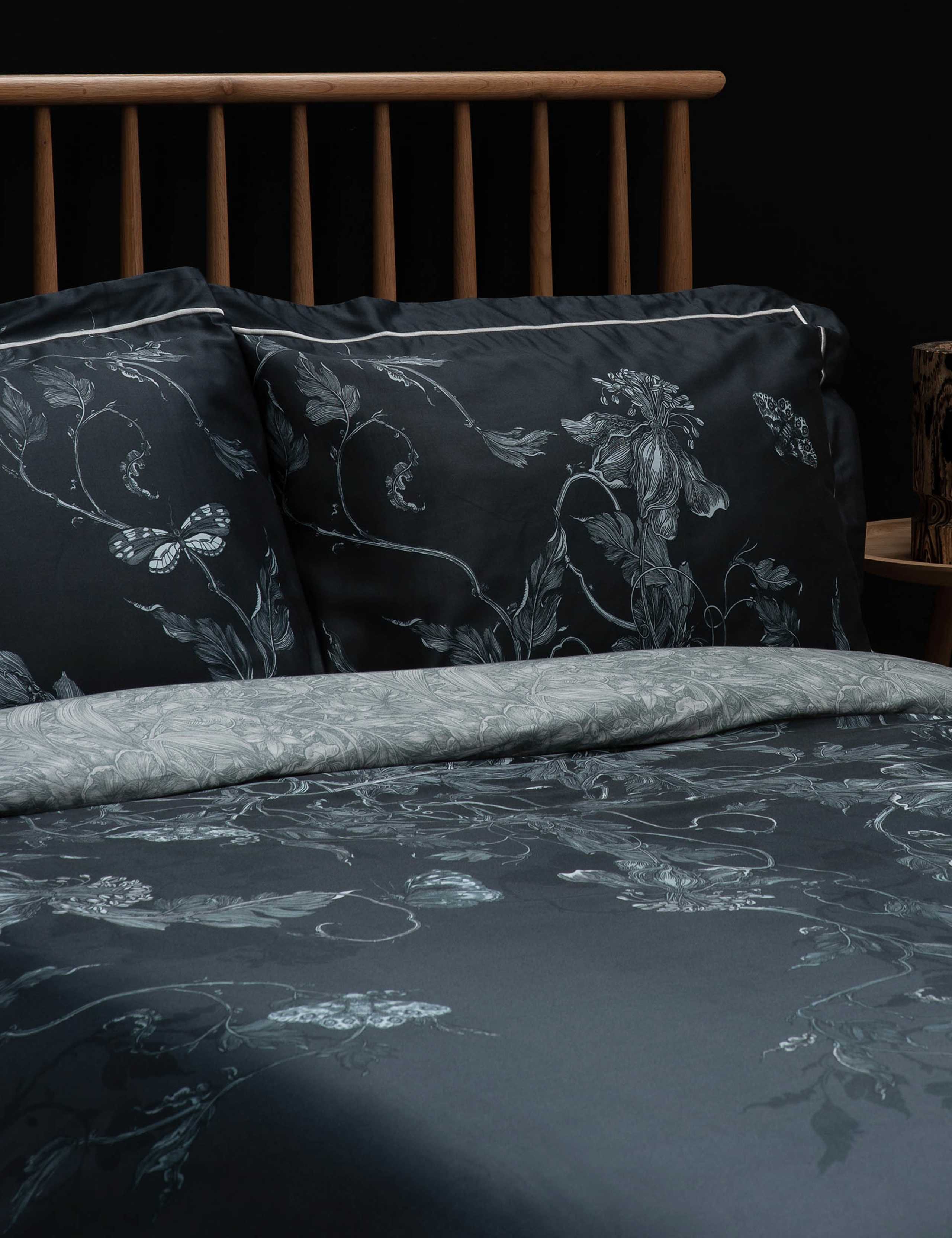 Pure Cotton Sateen Tendril Spill Bedding Set 2 of 9